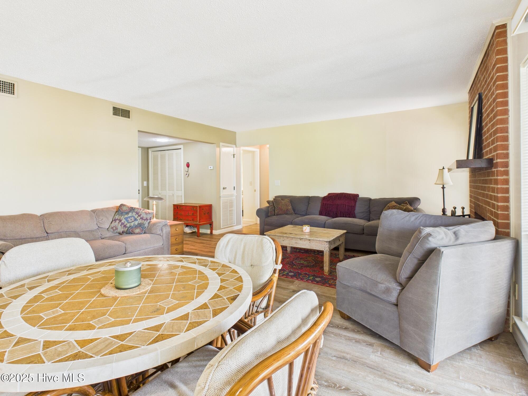 250 Sugar Gum Lane 201