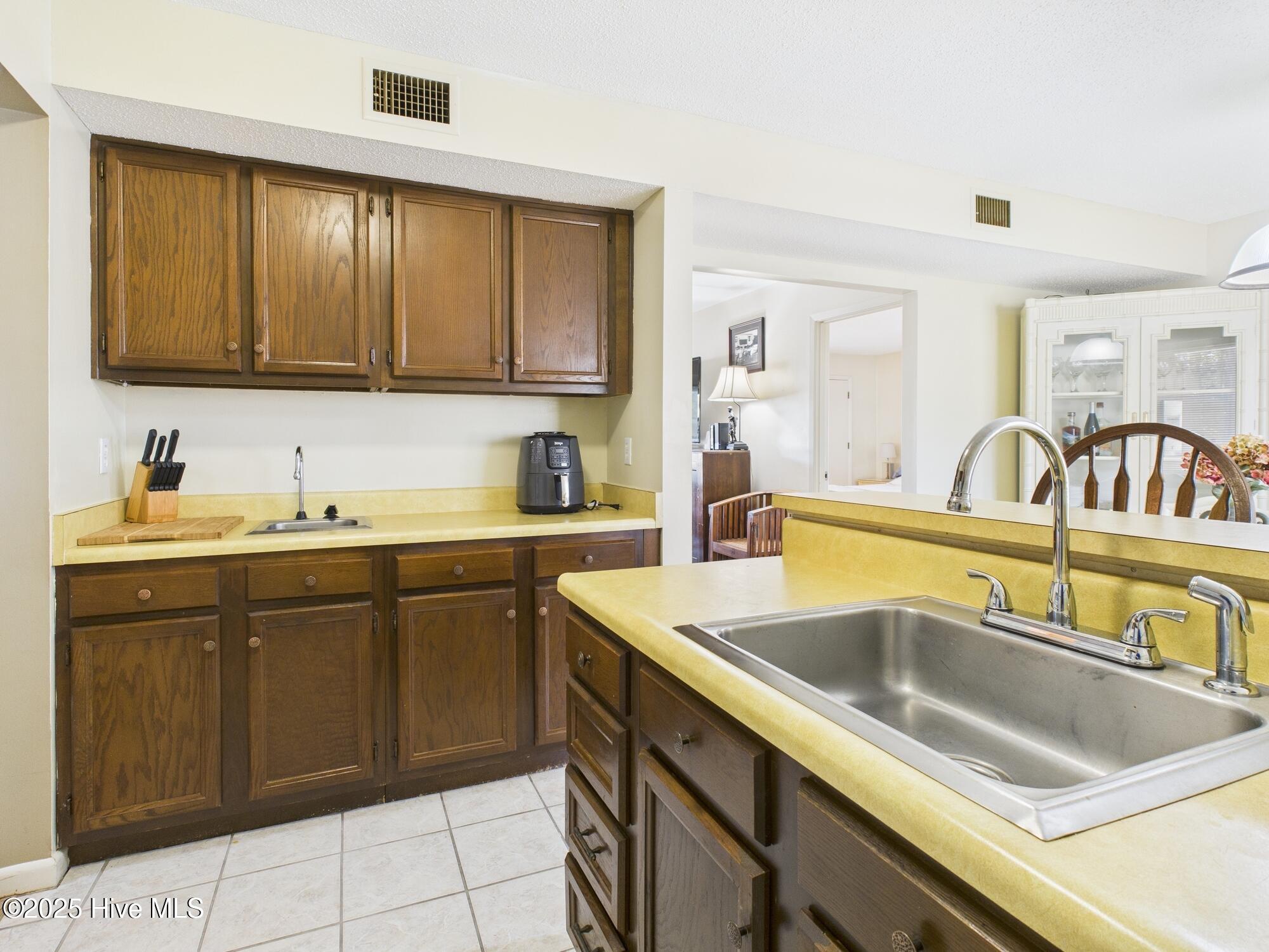 250 Sugar Gum Lane 201