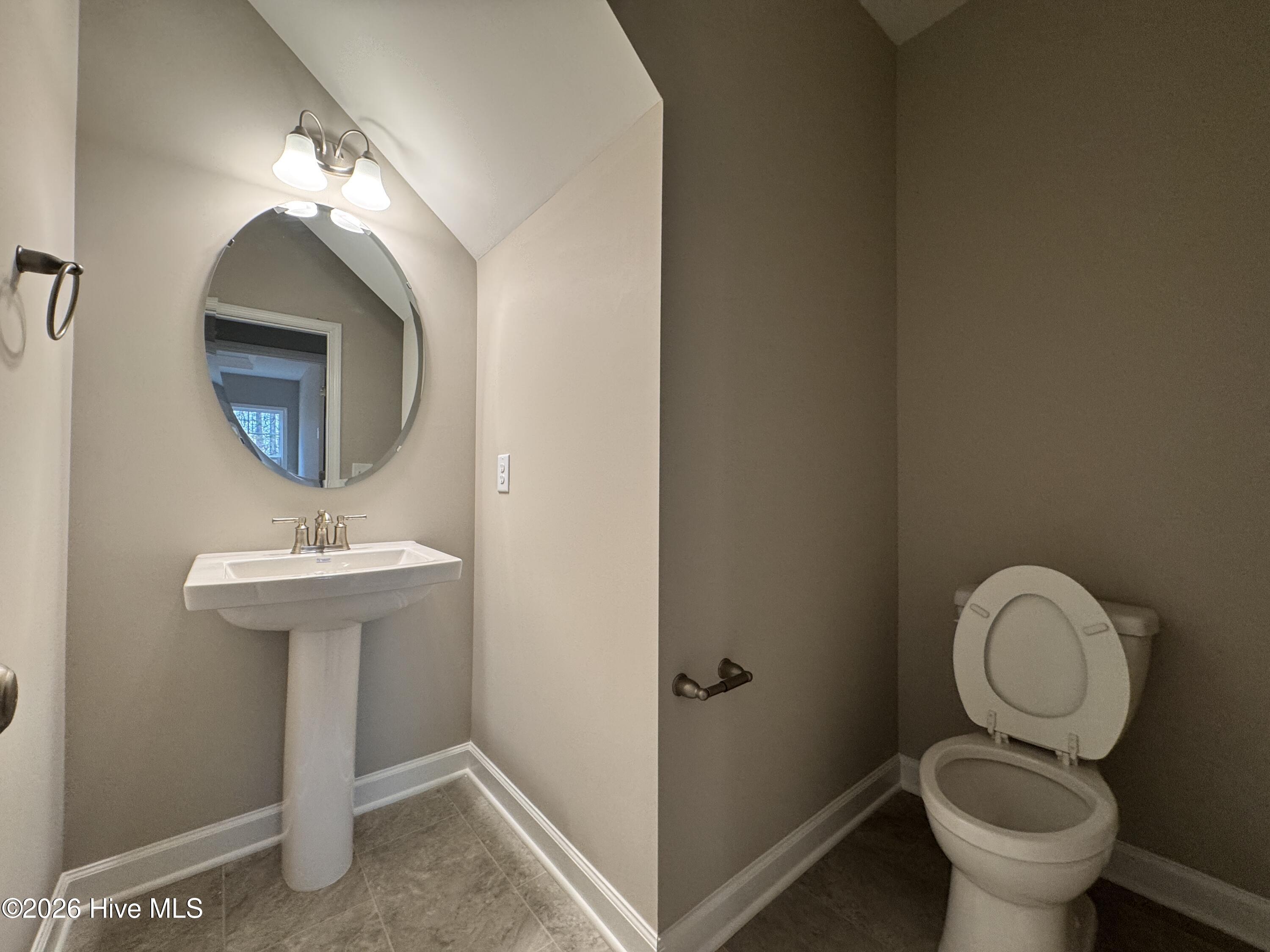 460 Redwater Trail 588