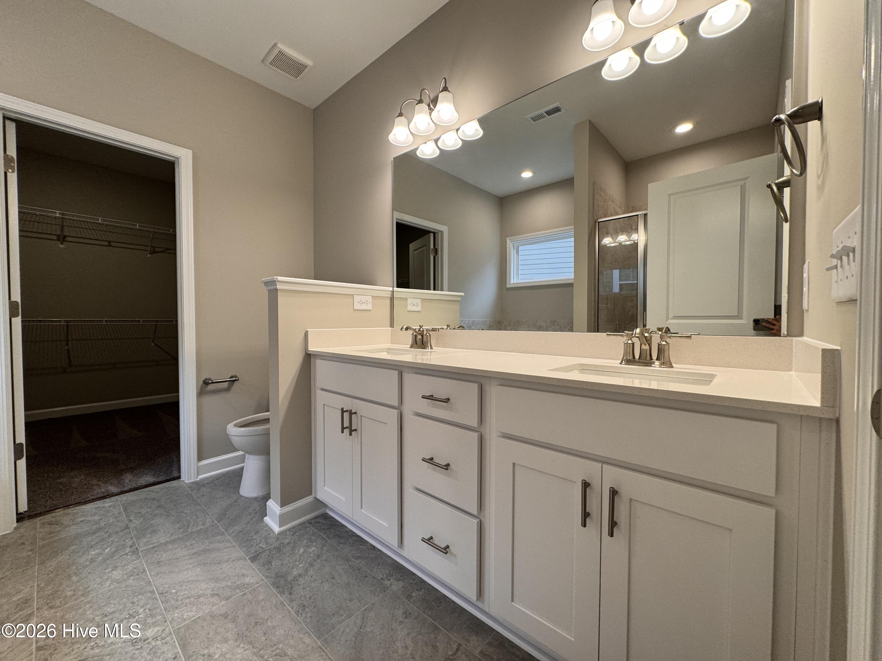 460 Redwater Trail 588
