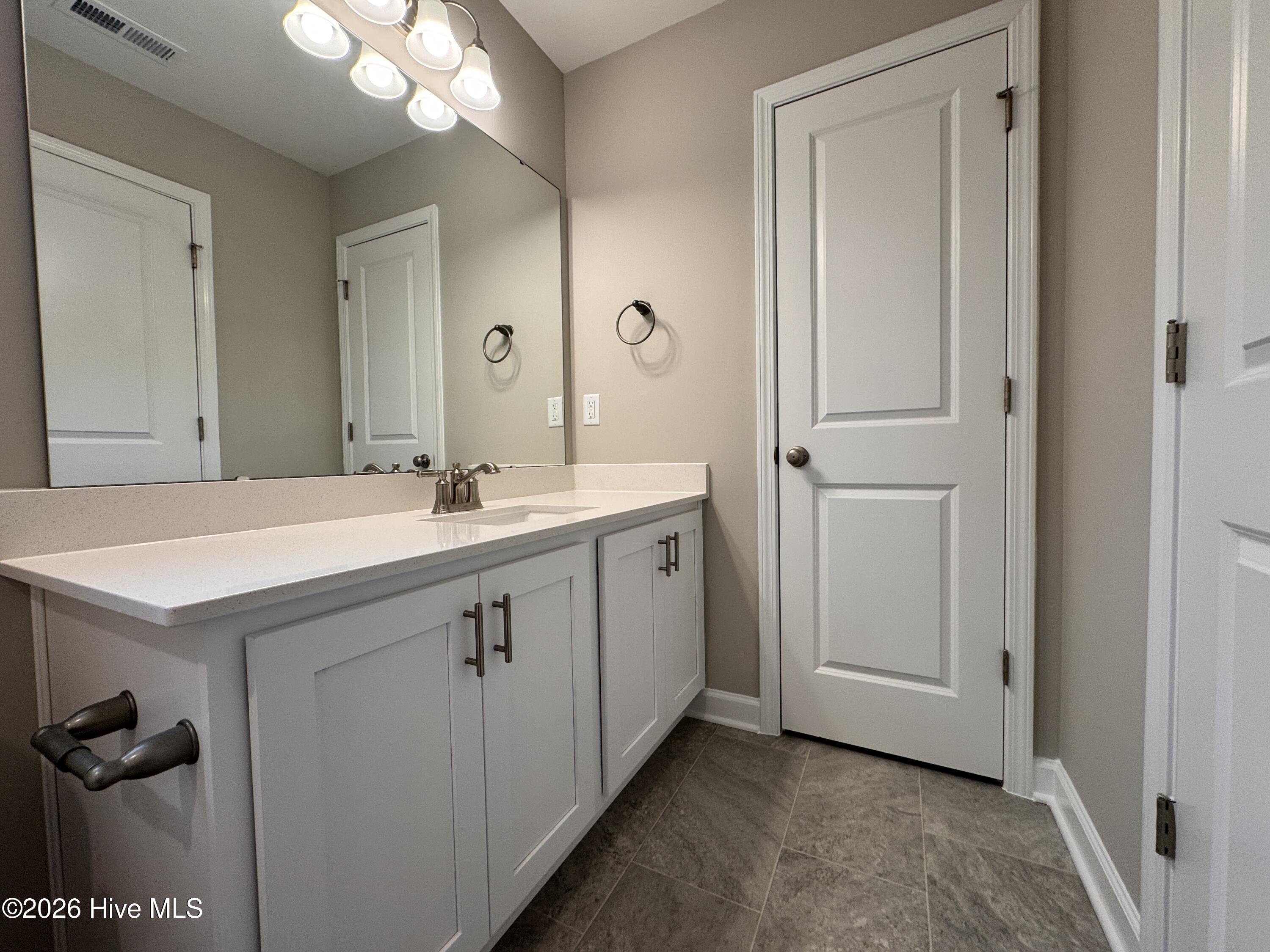 460 Redwater Trail 588