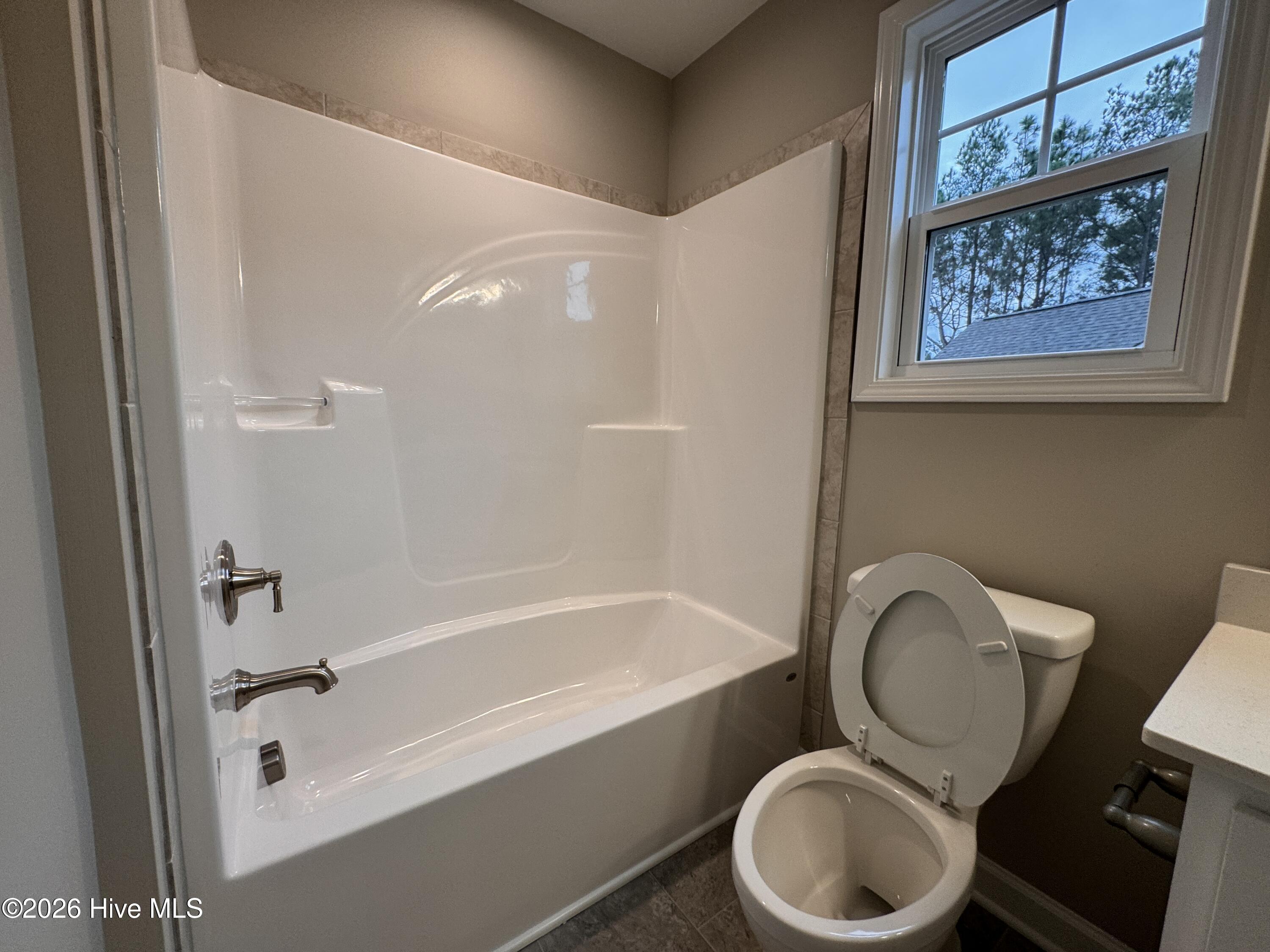 460 Redwater Trail 588