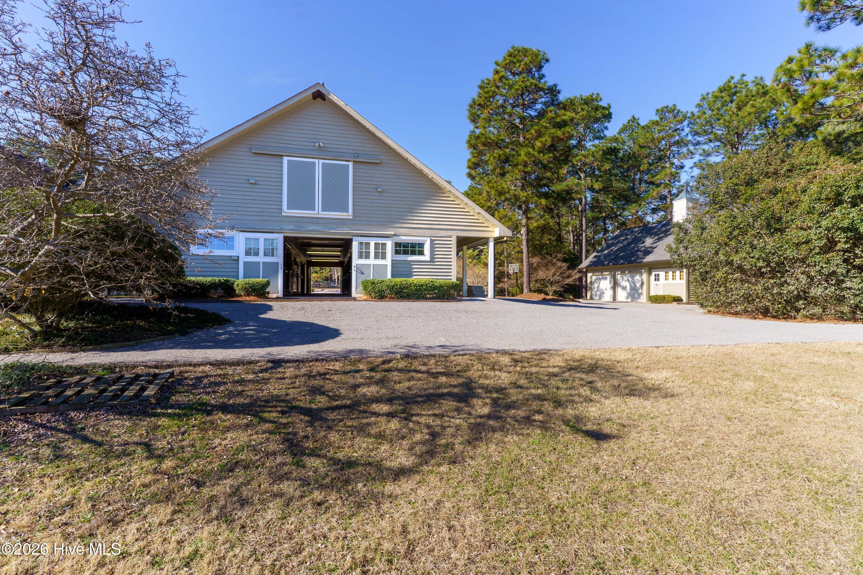 185 Old Dewberry Lane