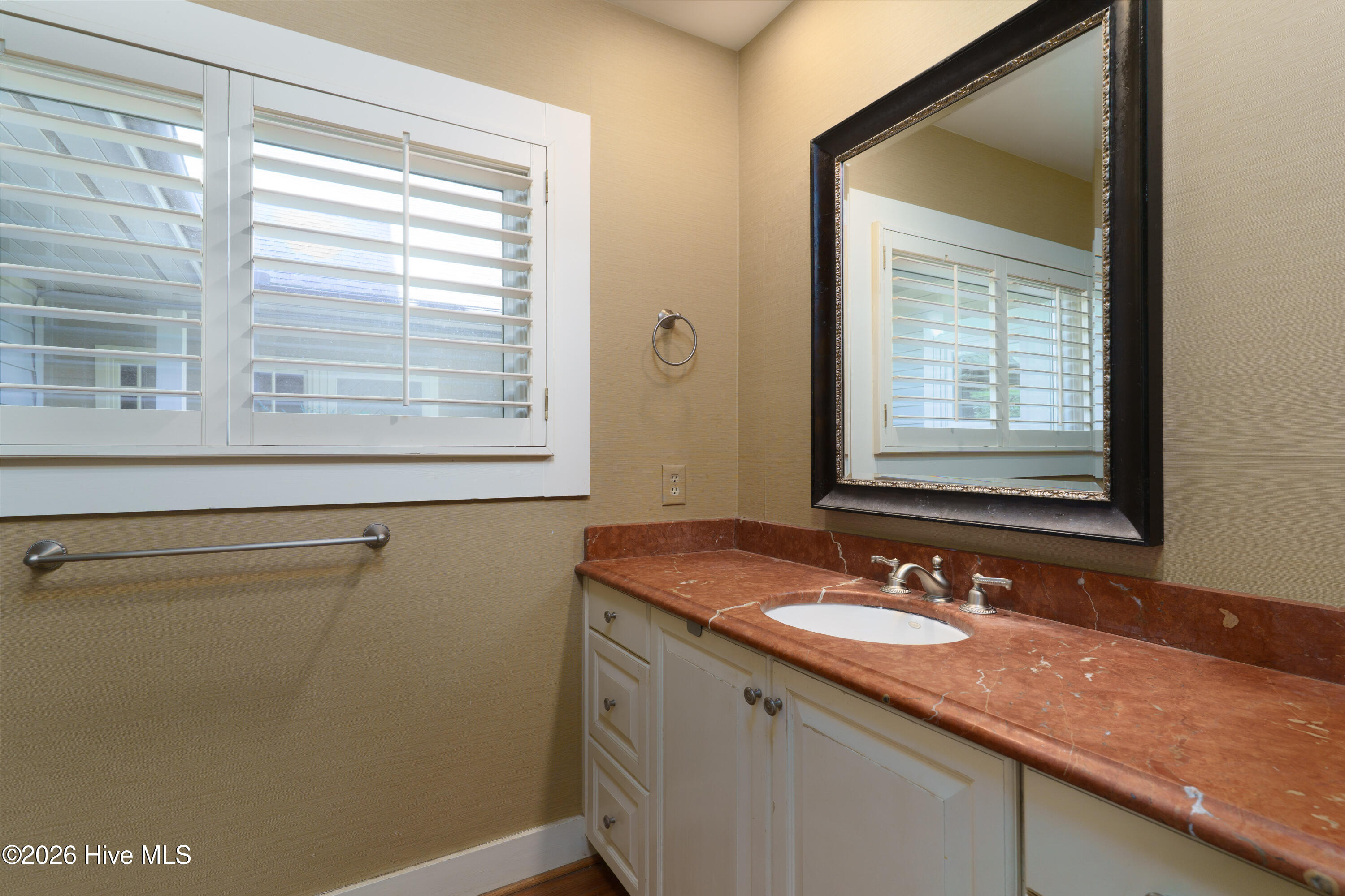 185 Old Dewberry Lane