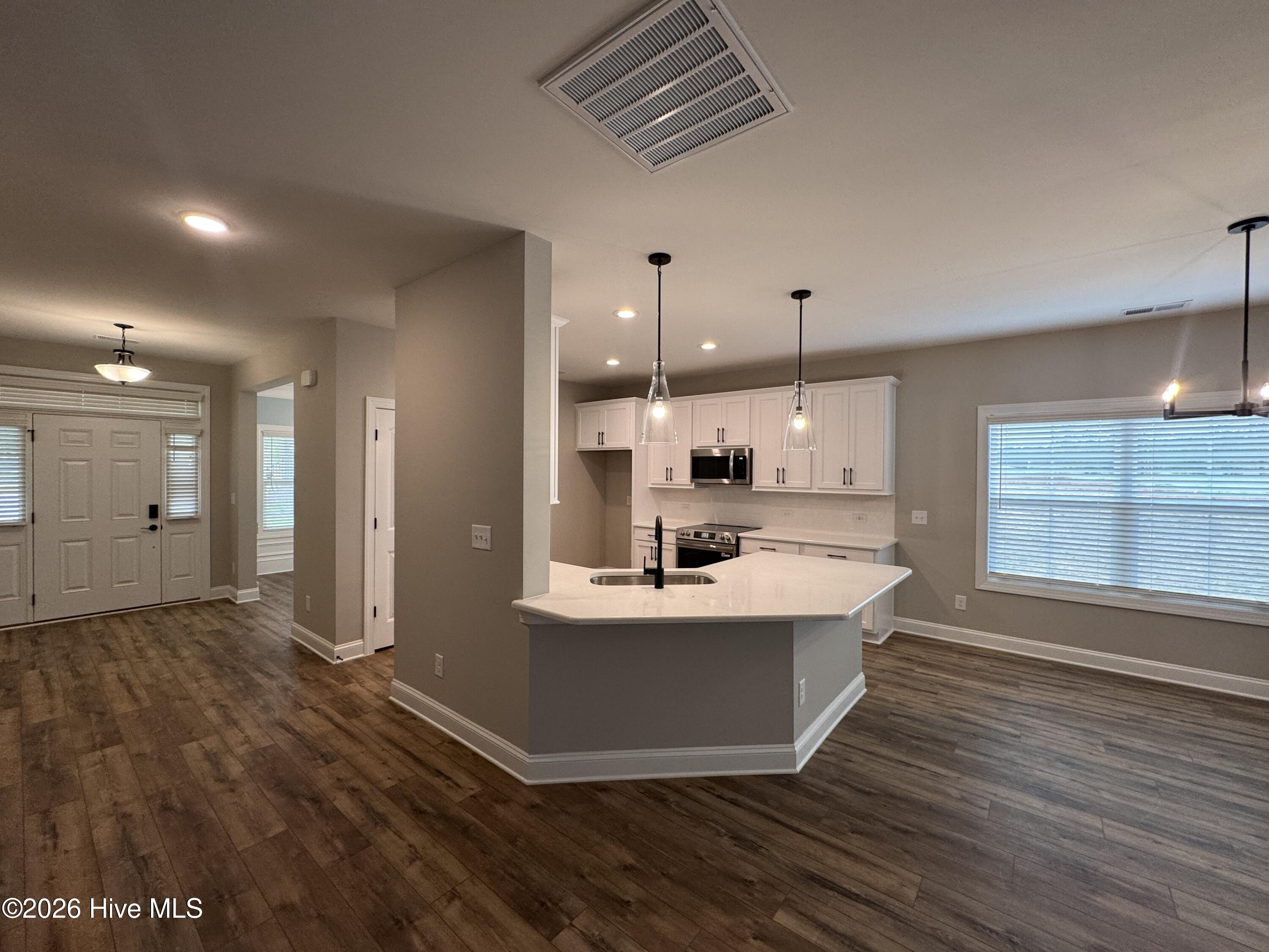 313 Phelps Lk Lane 582