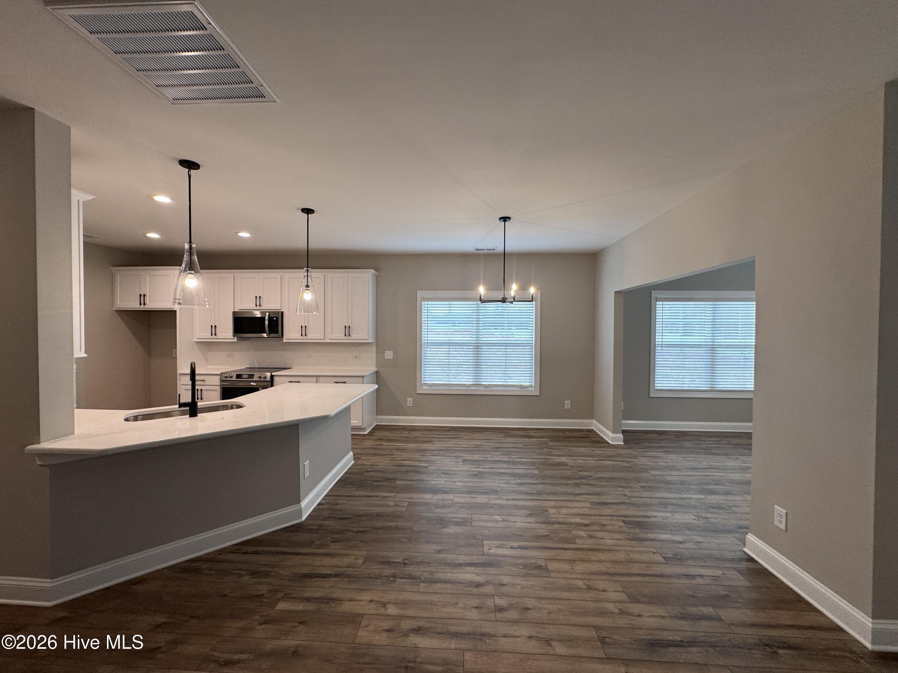 313 Phelps Lk Lane 582