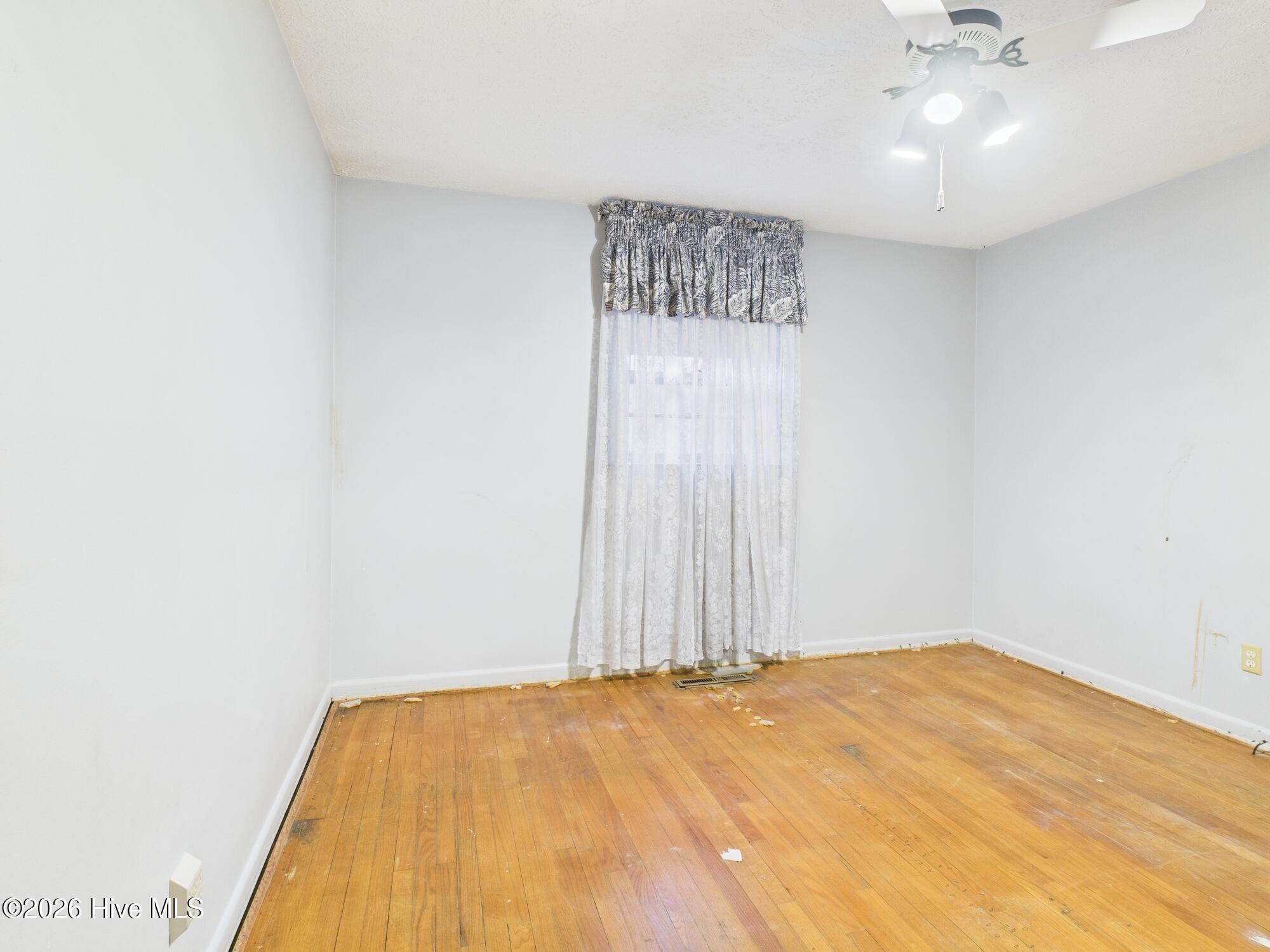 550 N Leak Street