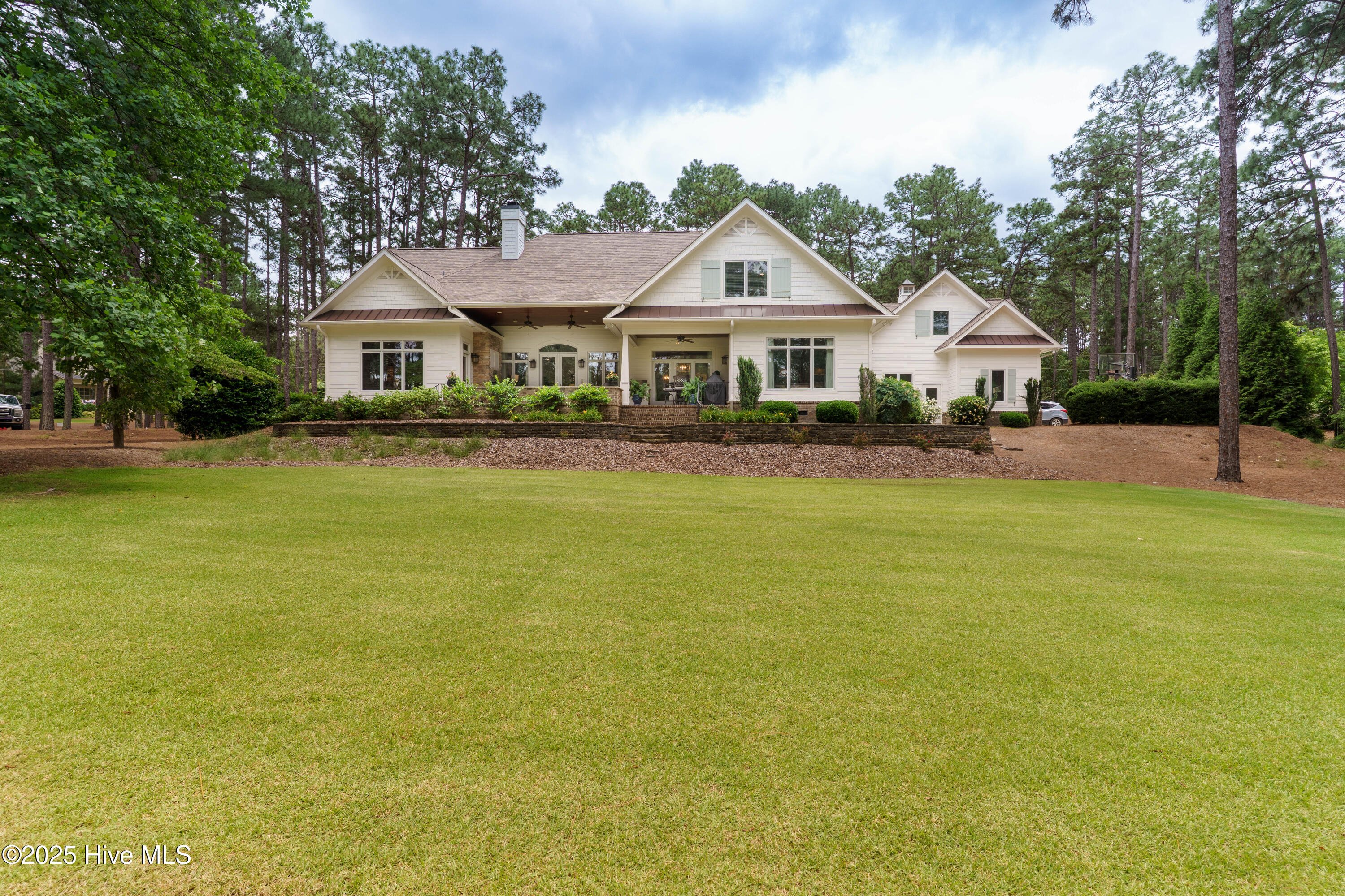 370 Lake Dornoch Drive