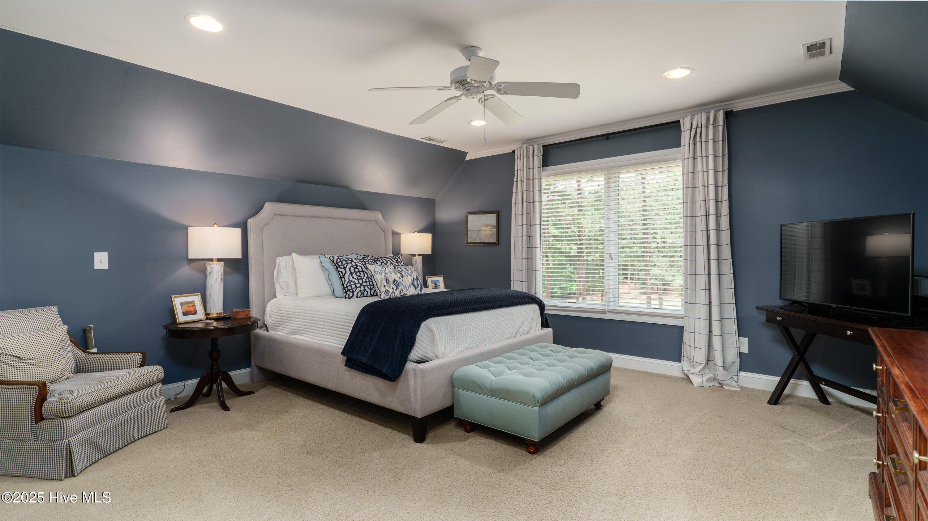 370 Lake Dornoch Drive