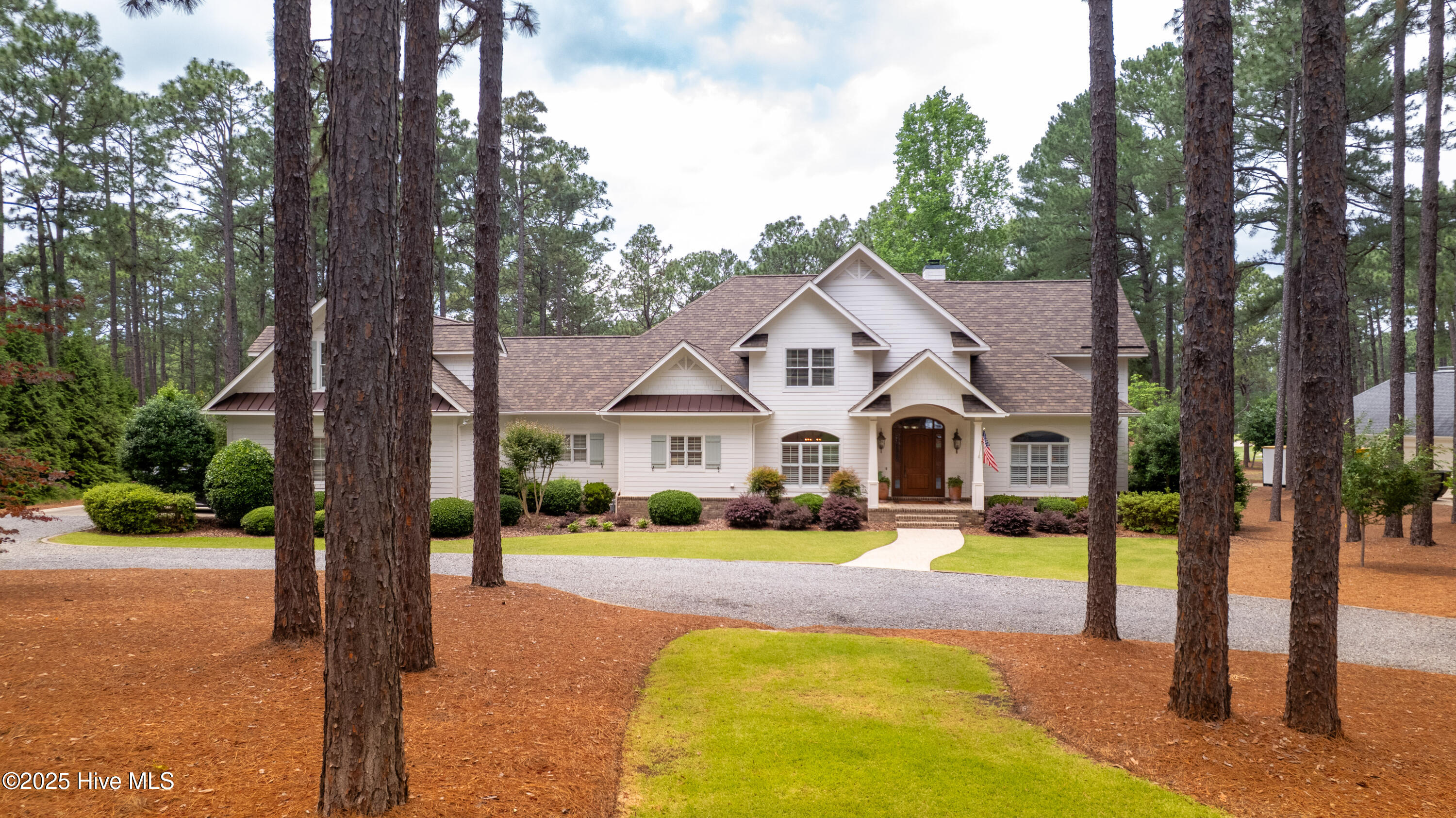 370 Lake Dornoch Drive