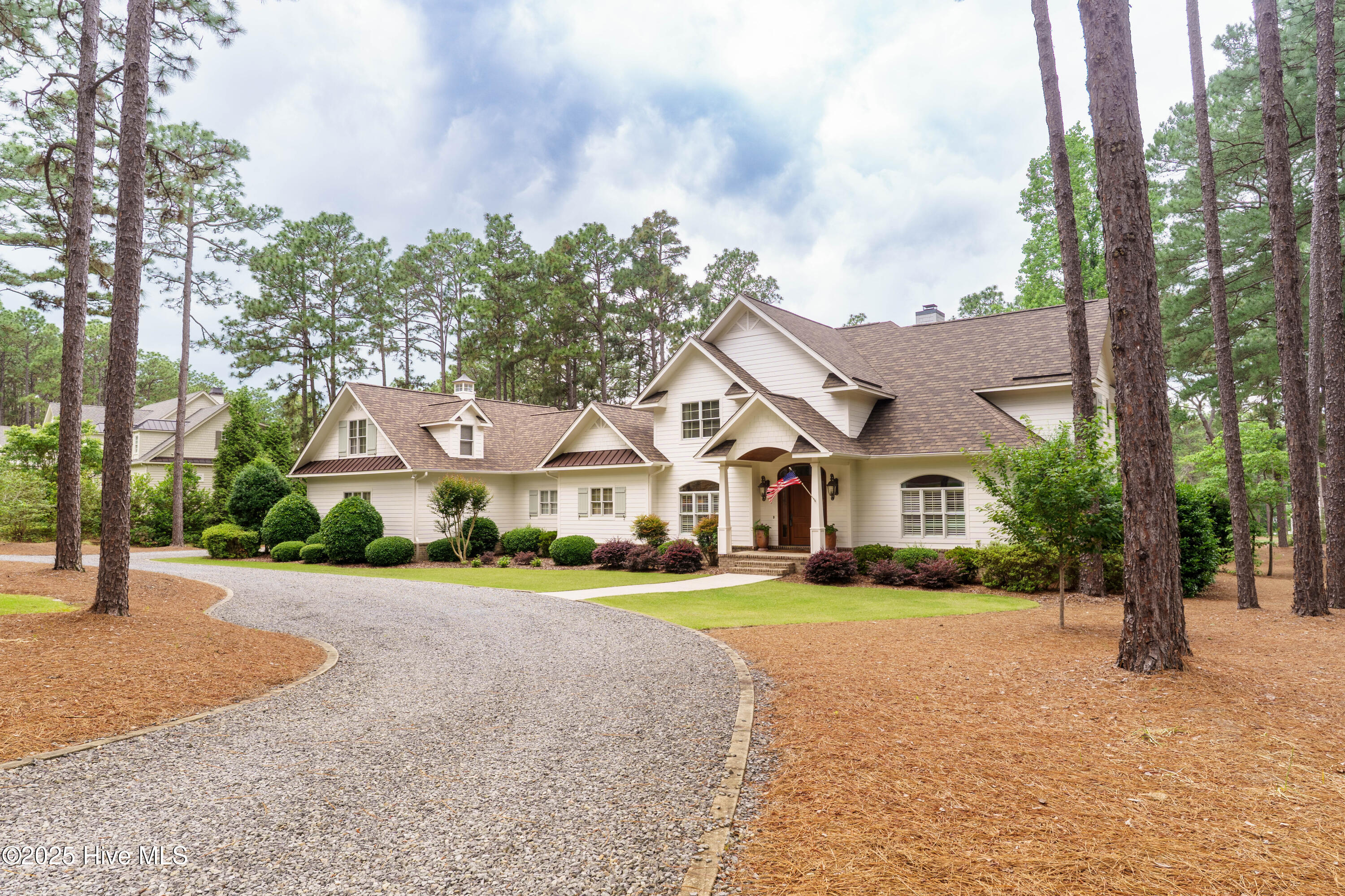 370 Lake Dornoch Drive