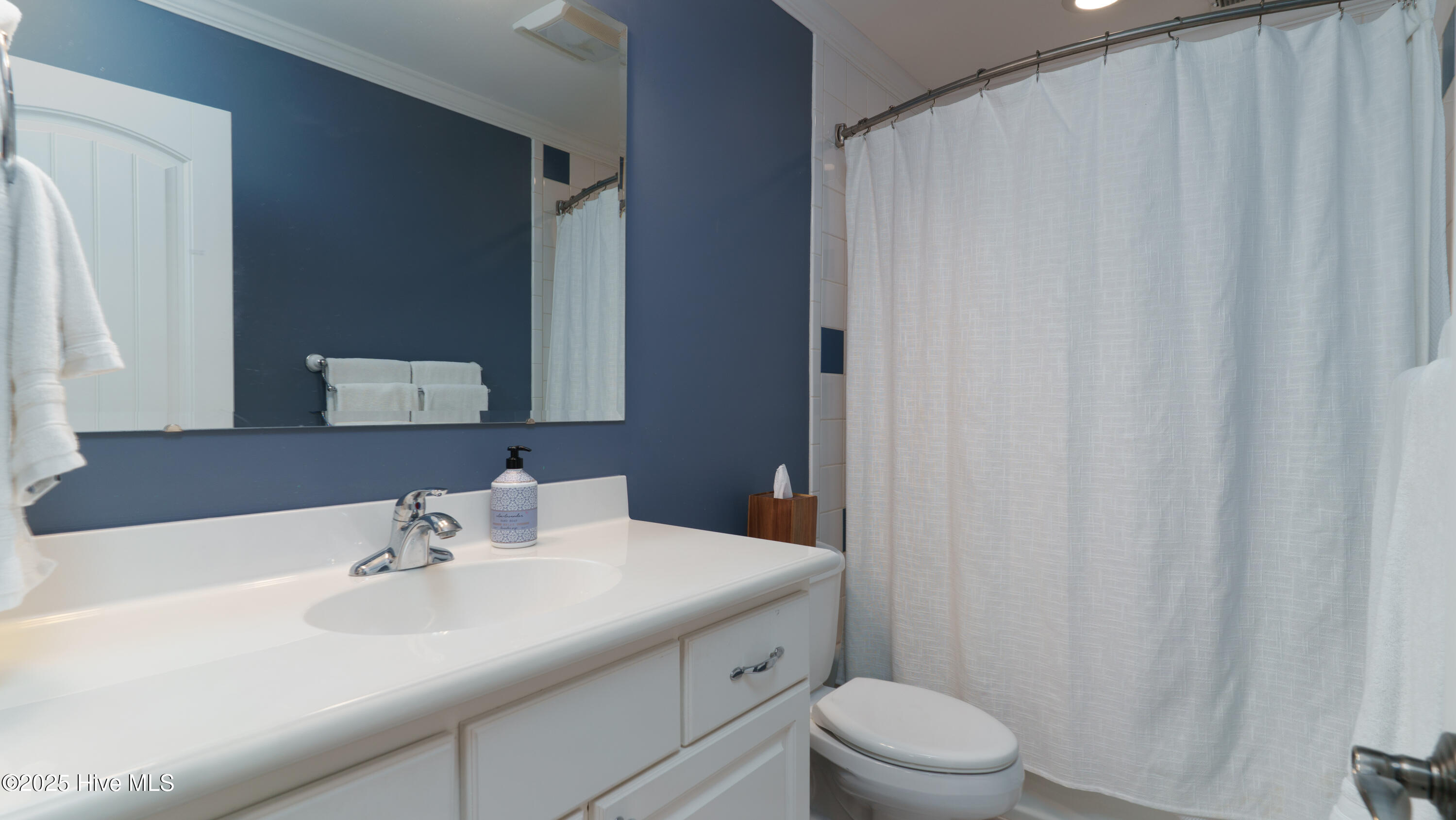 370 Lake Dornoch Drive