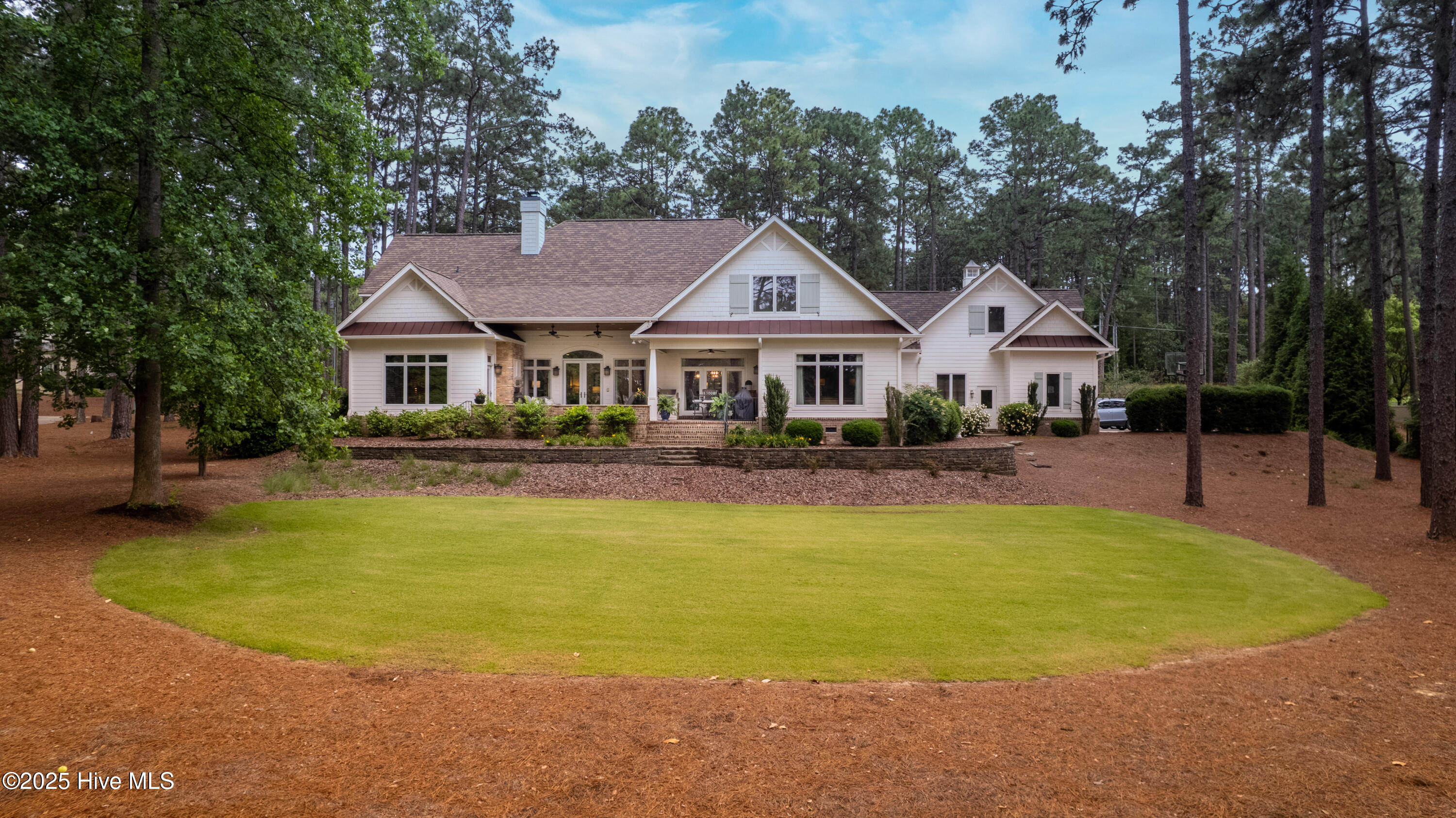 370 Lake Dornoch Drive