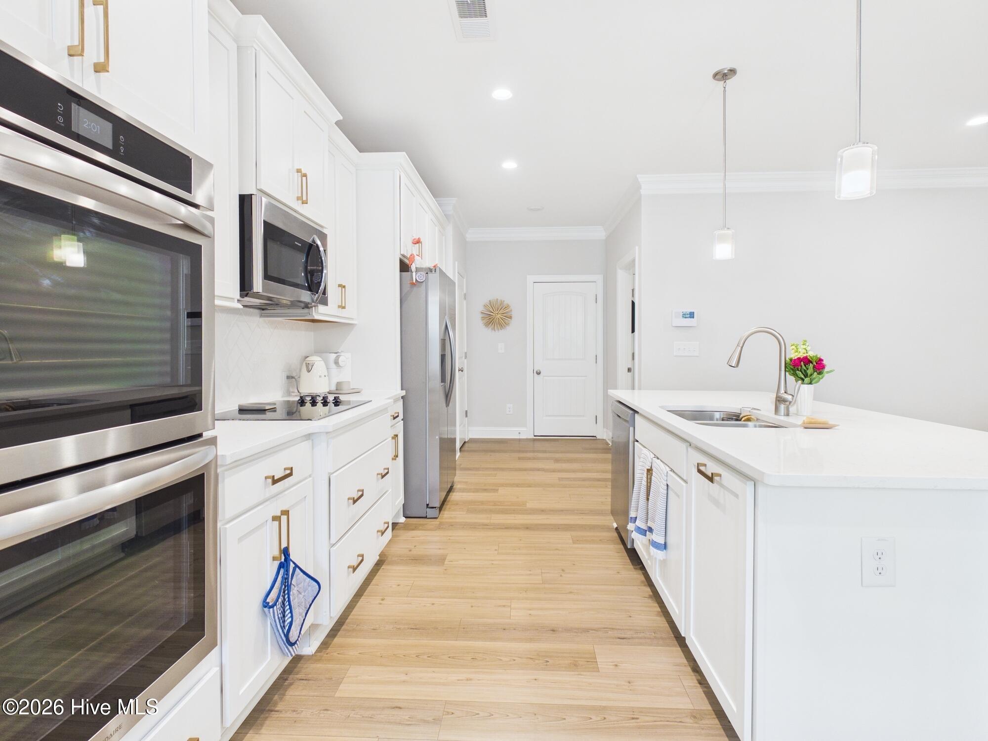409 Piney Oak Drive
