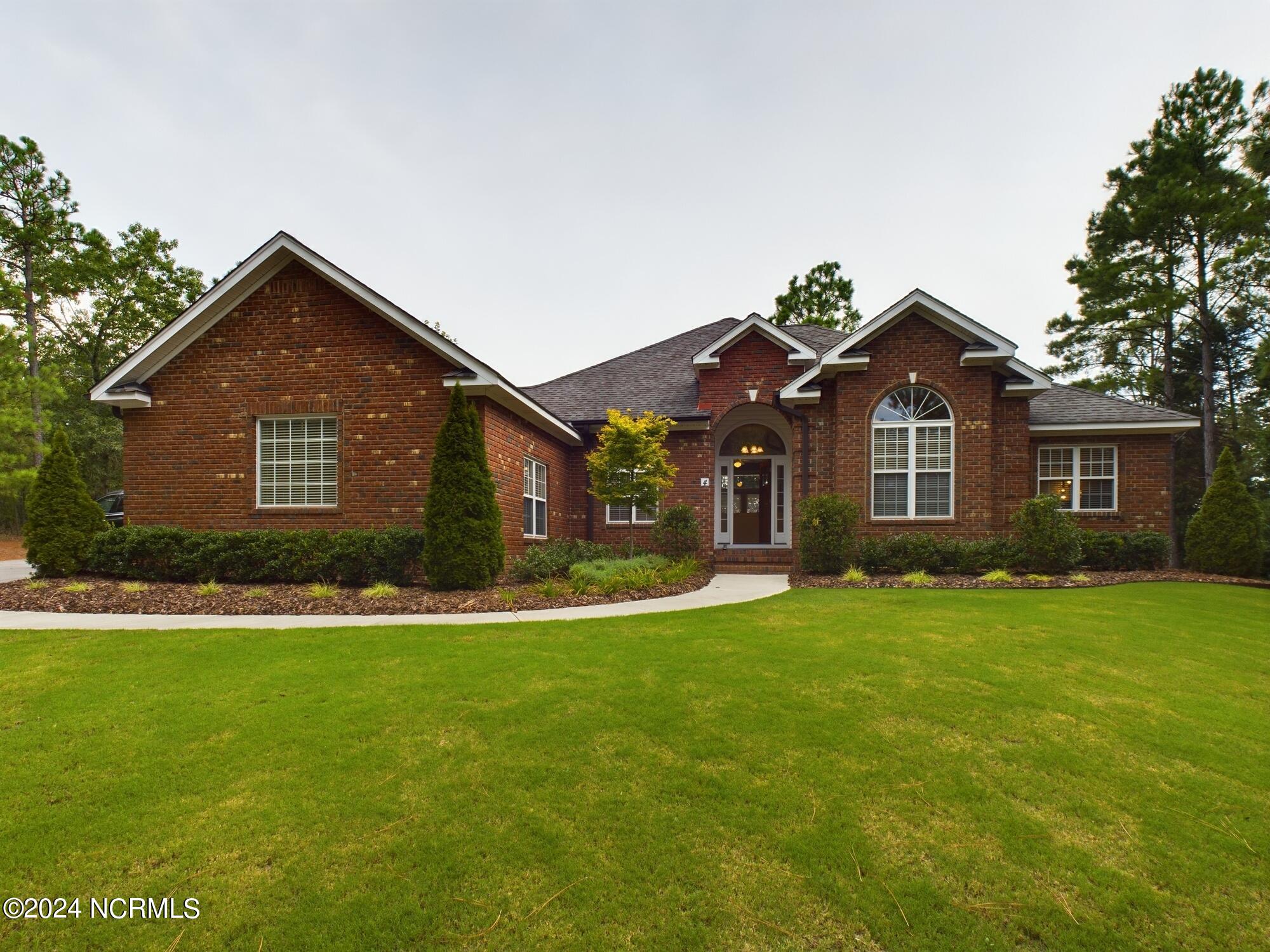 4 Mcqueen Place