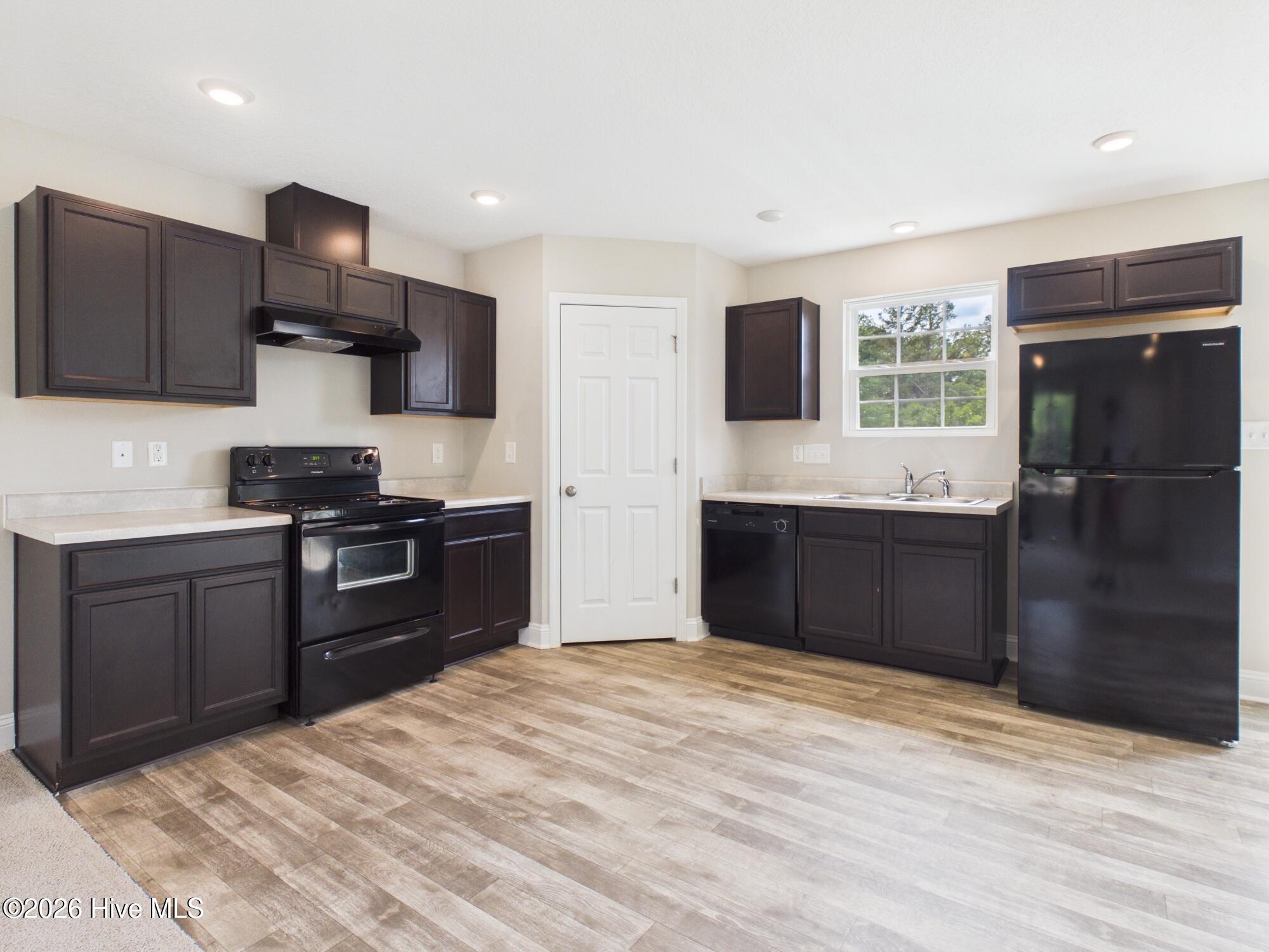117 Fawnwood Place