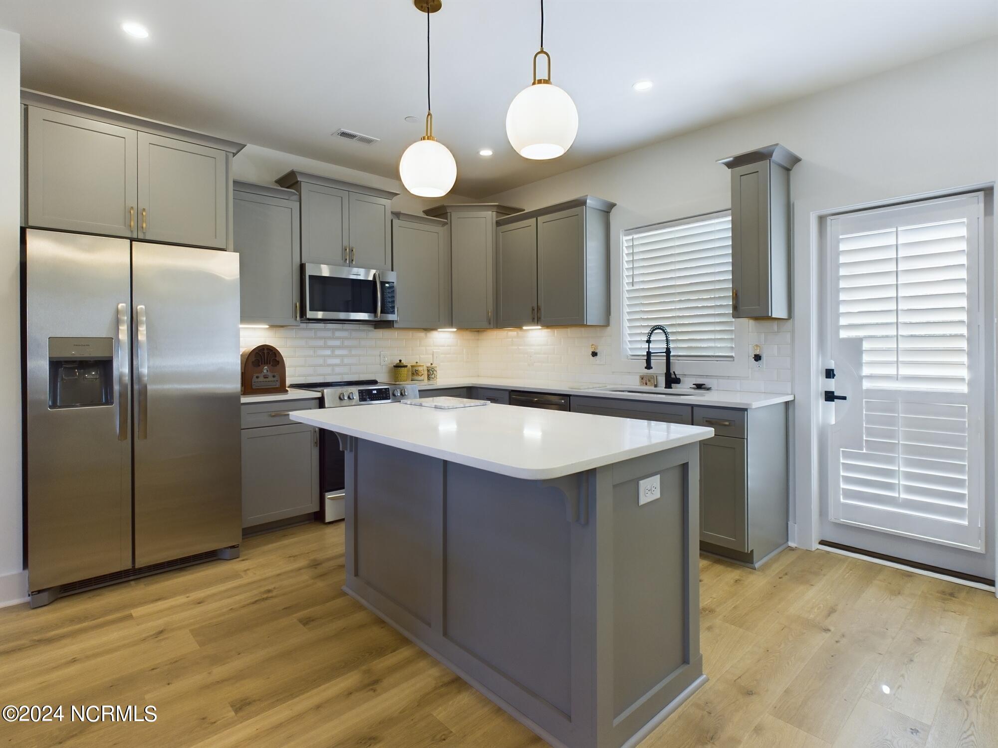 129 Lexington Lane