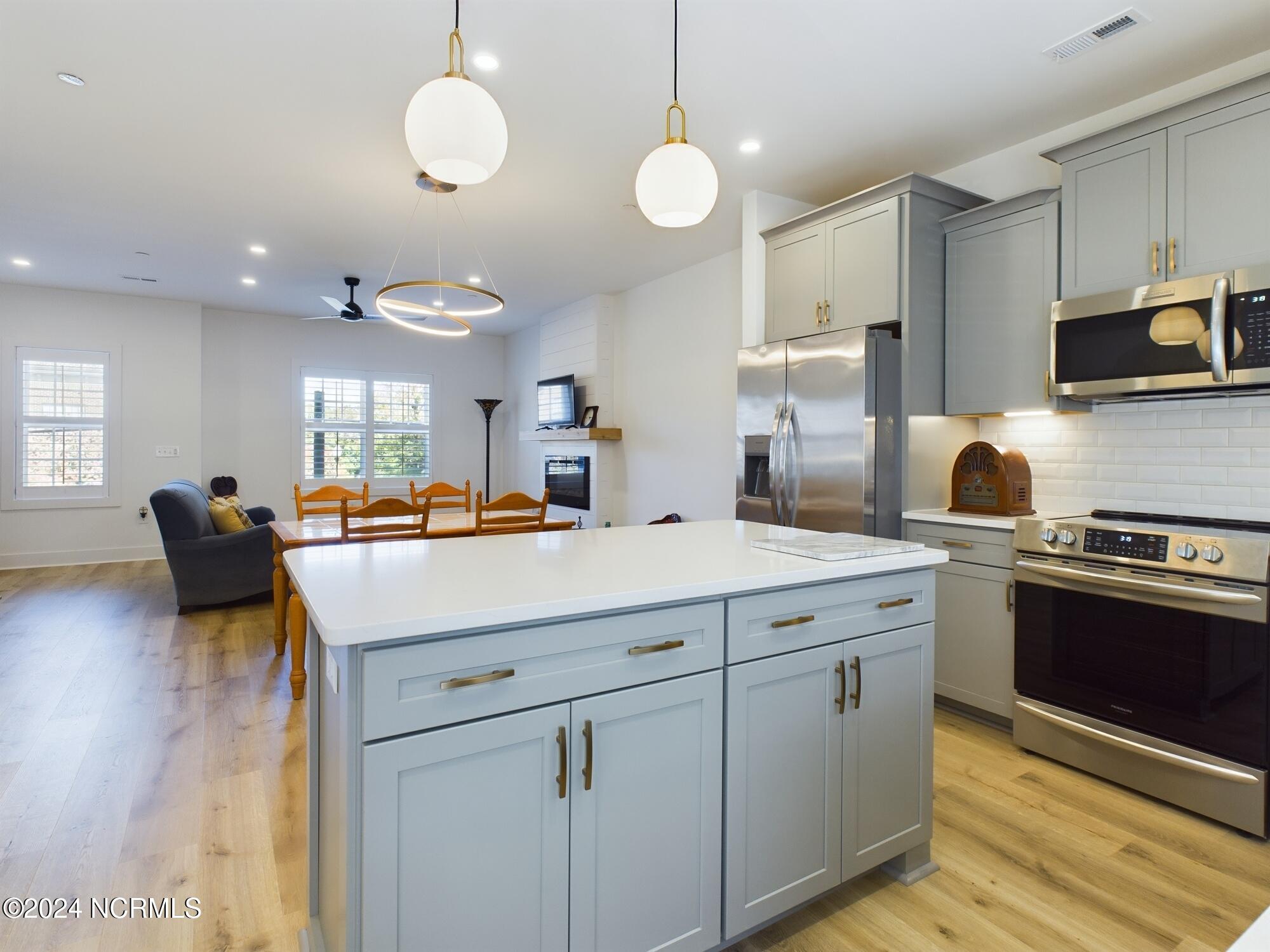 129 Lexington Lane