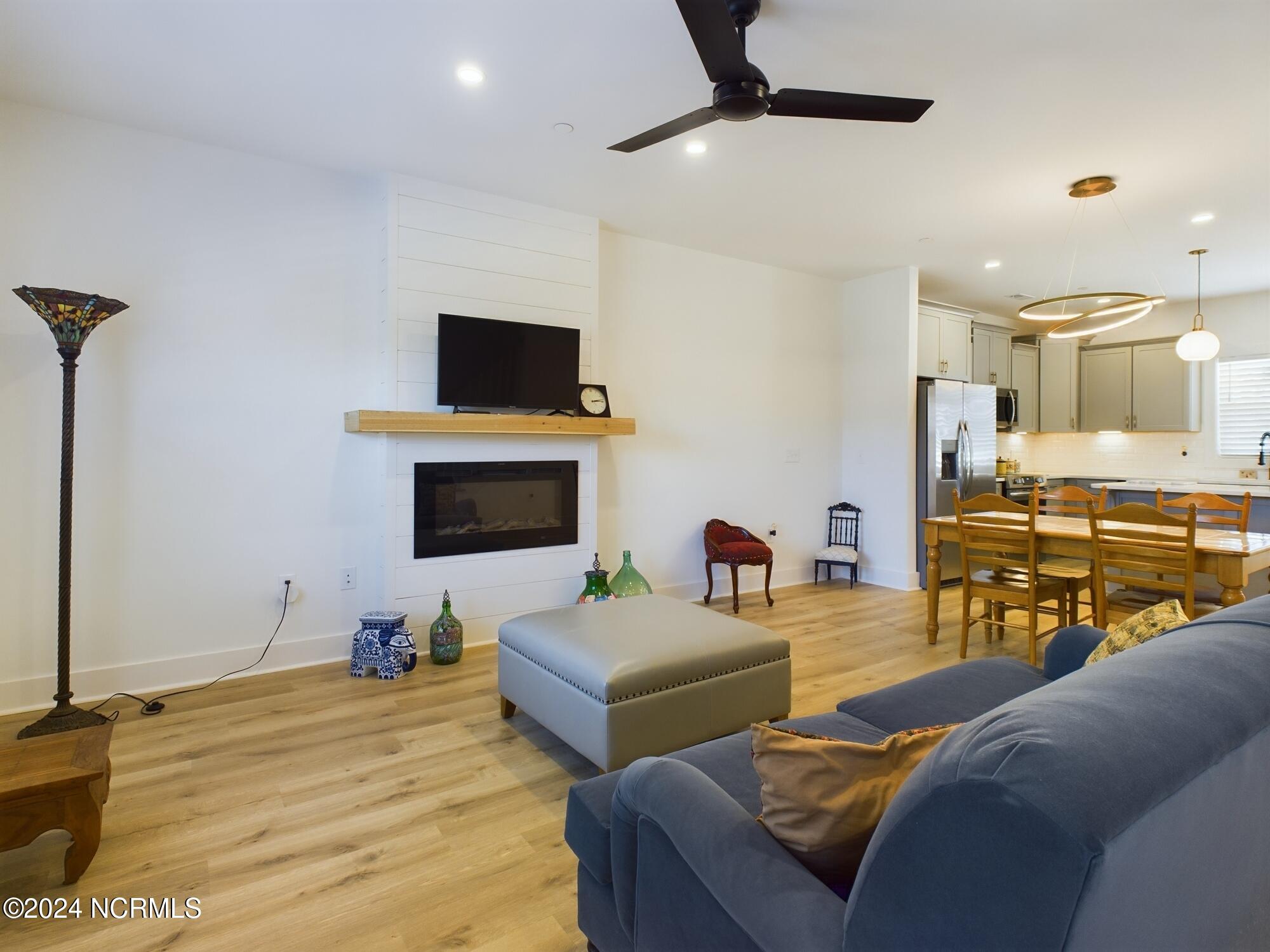 129 Lexington Lane