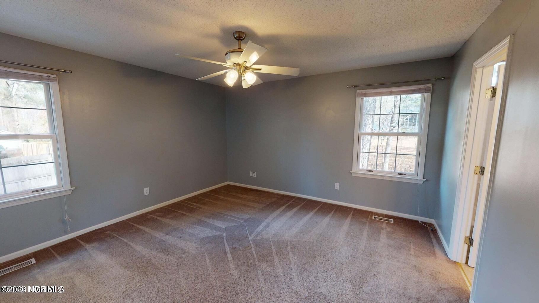 4 Sandhills Place