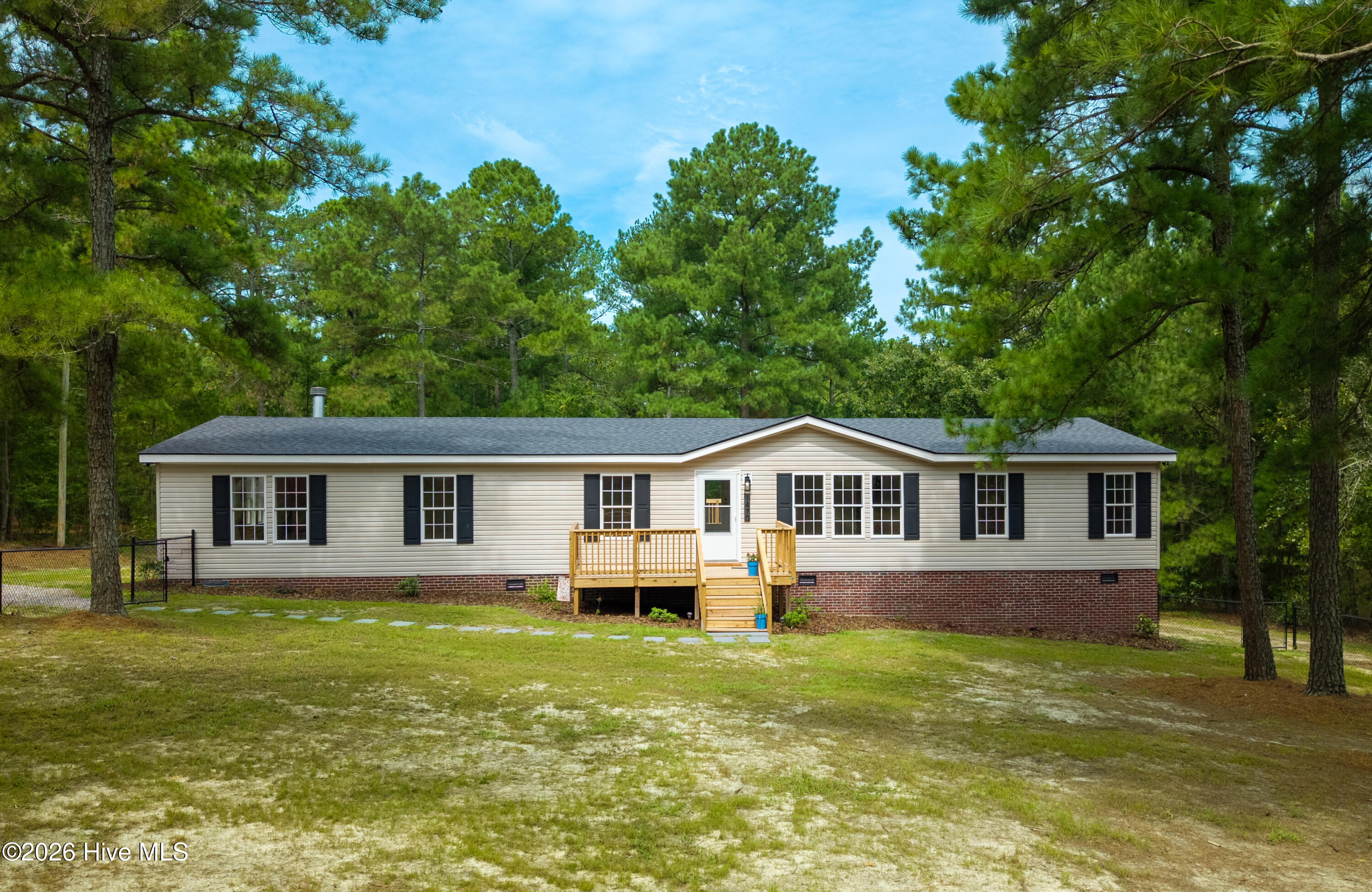 1470 Ring Road