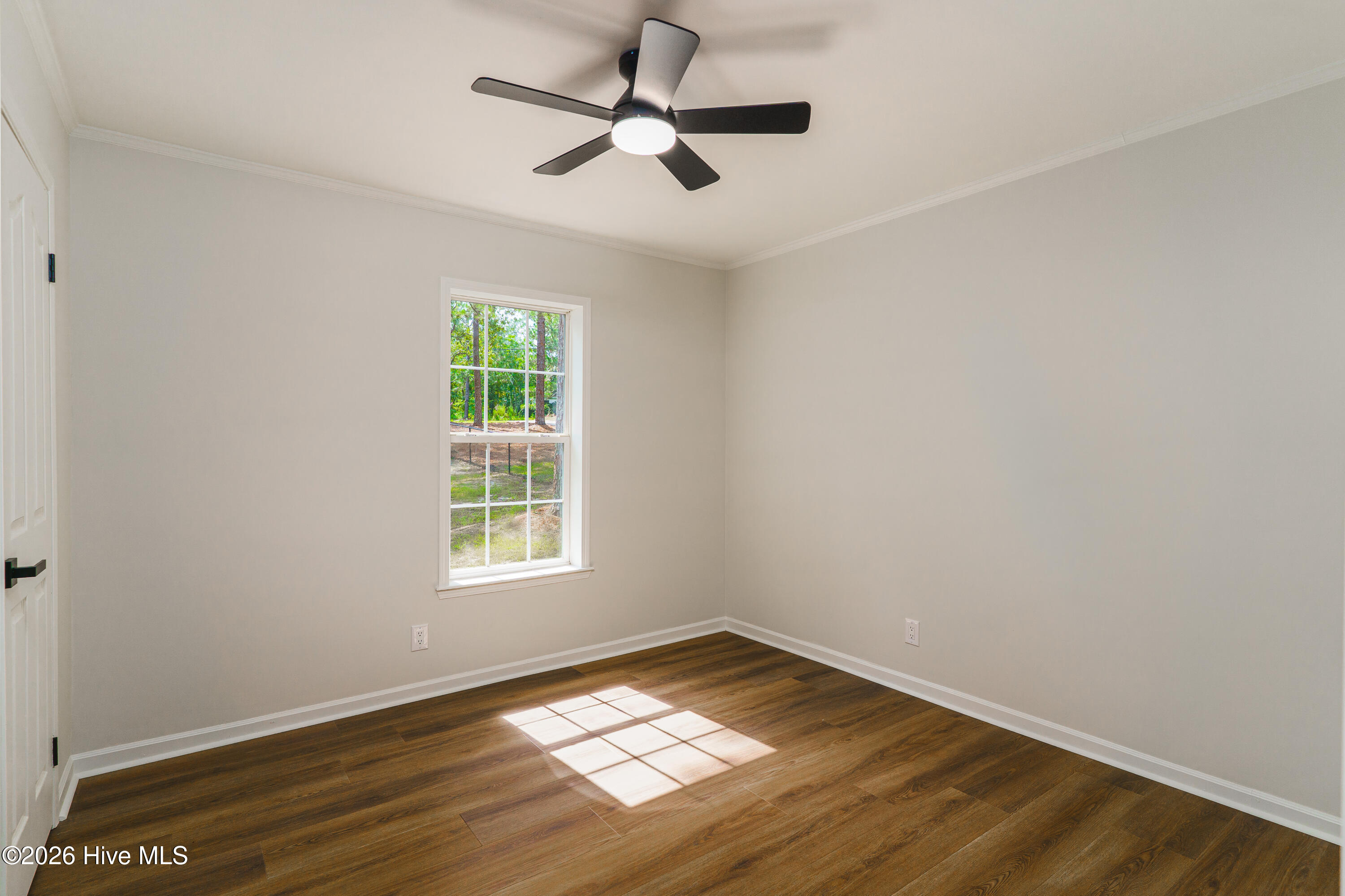 1470 Ring Road
