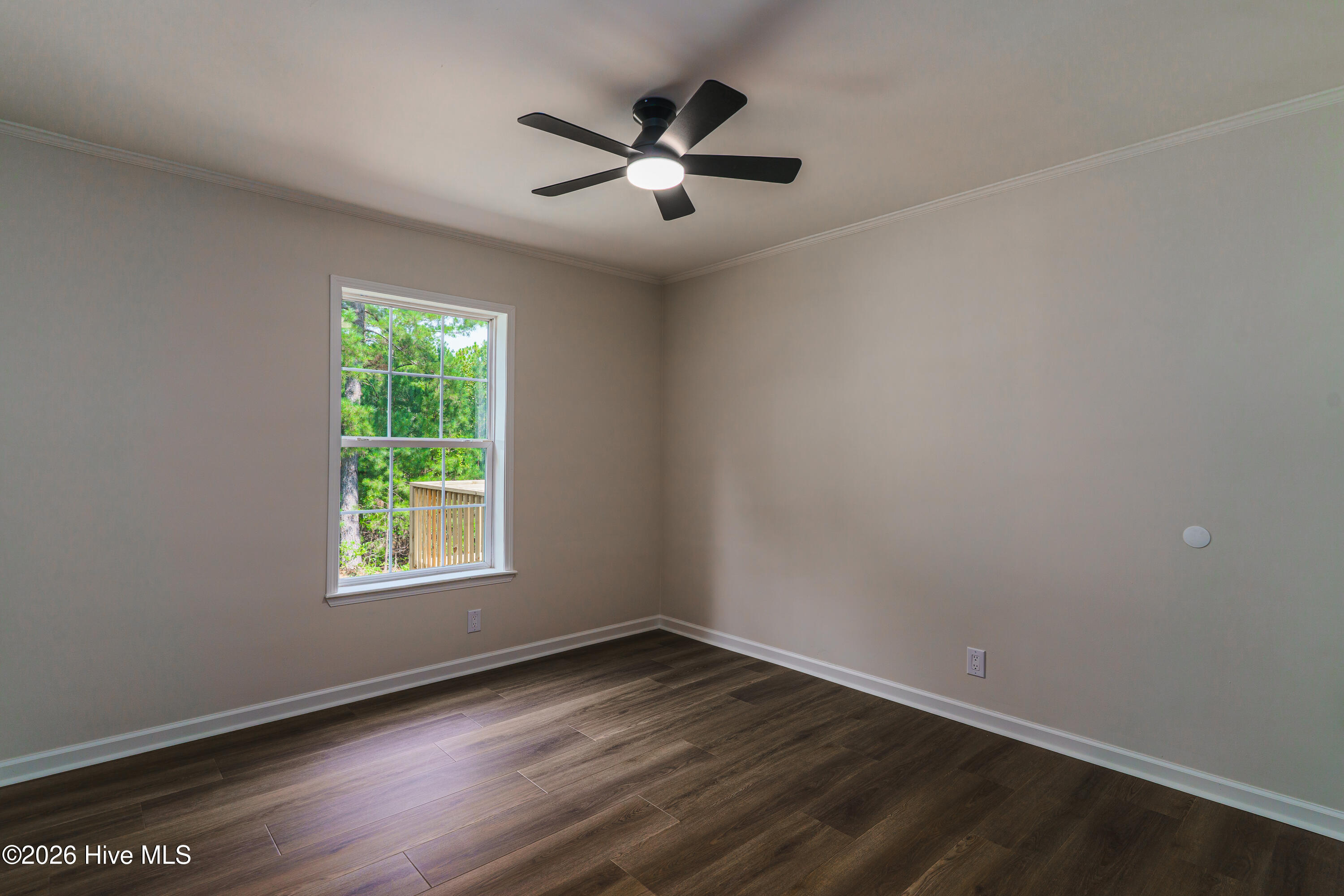 1470 Ring Road