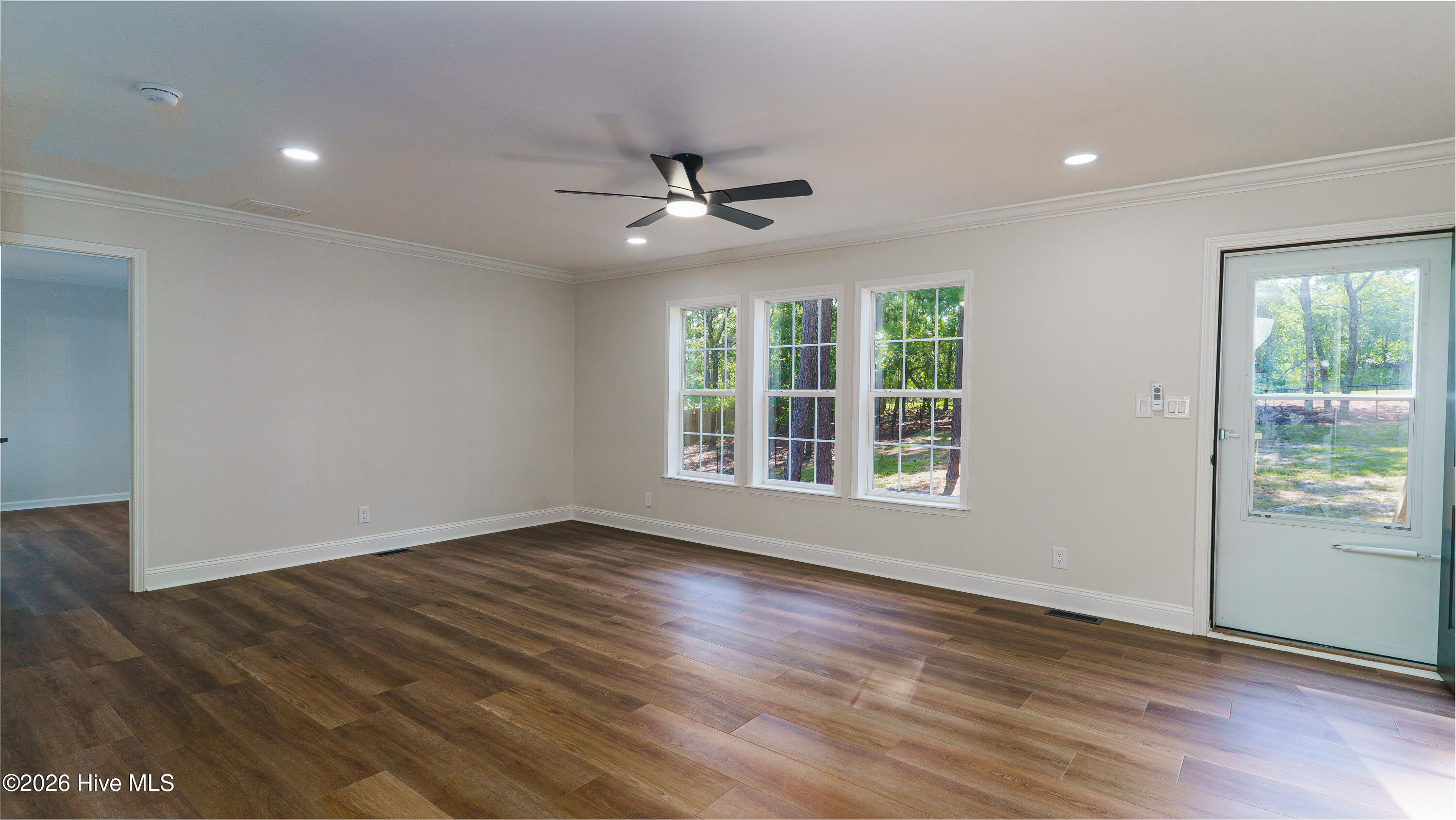 1470 Ring Road