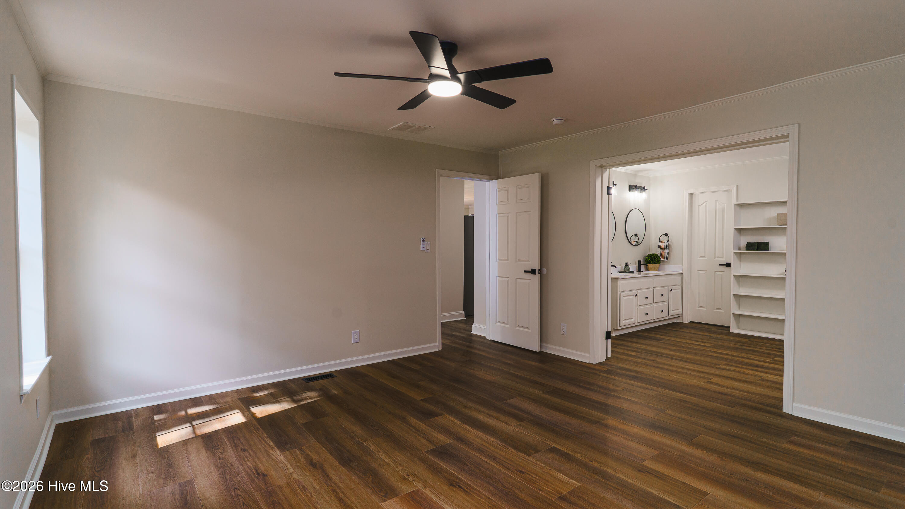 1470 Ring Road