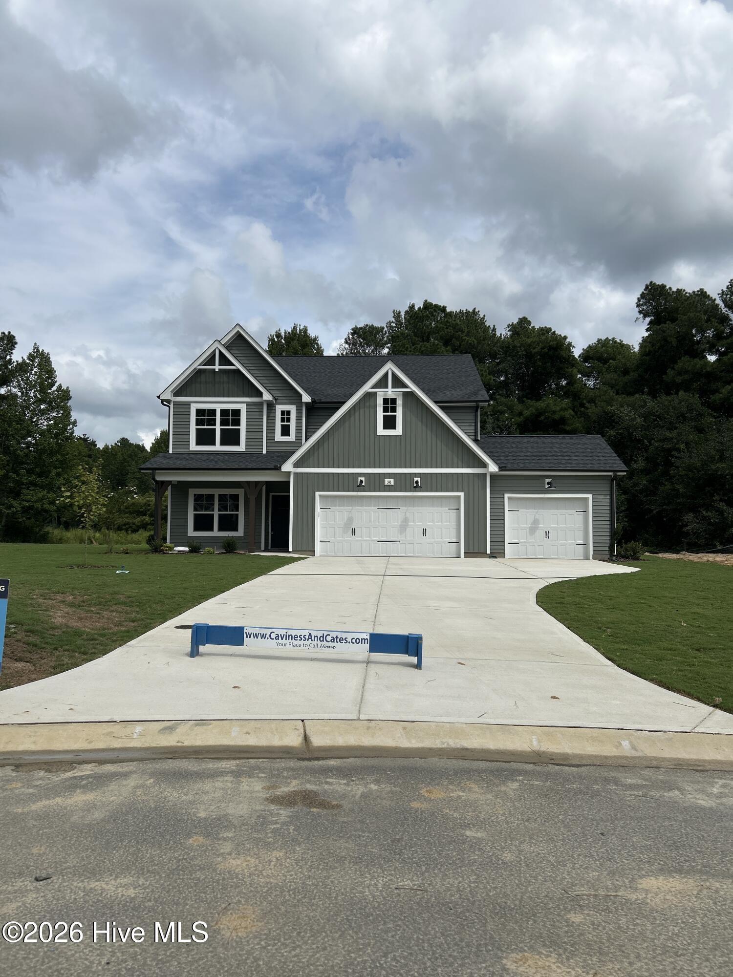 318 Elijah Way 29