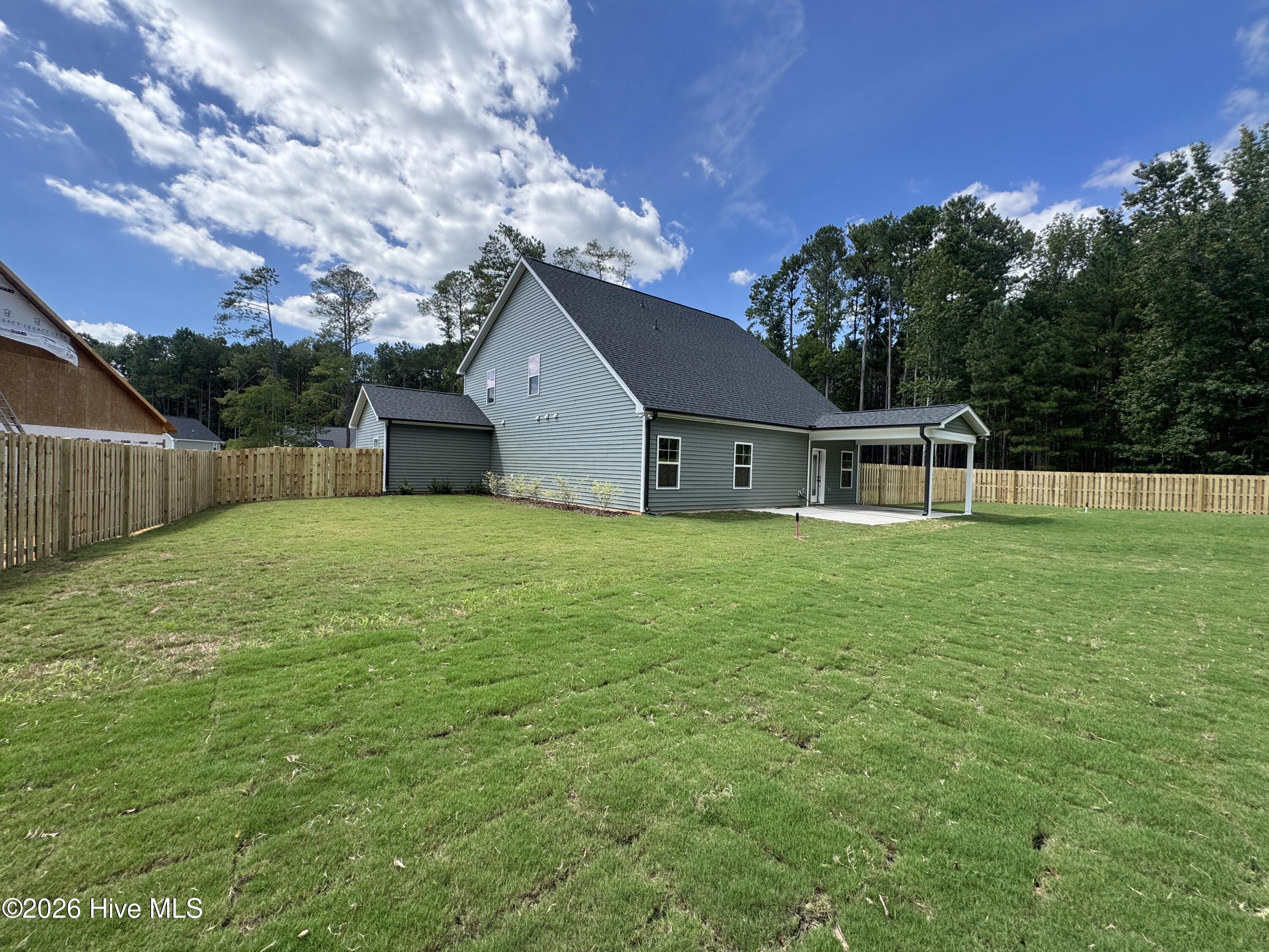 318 Elijah Way 29