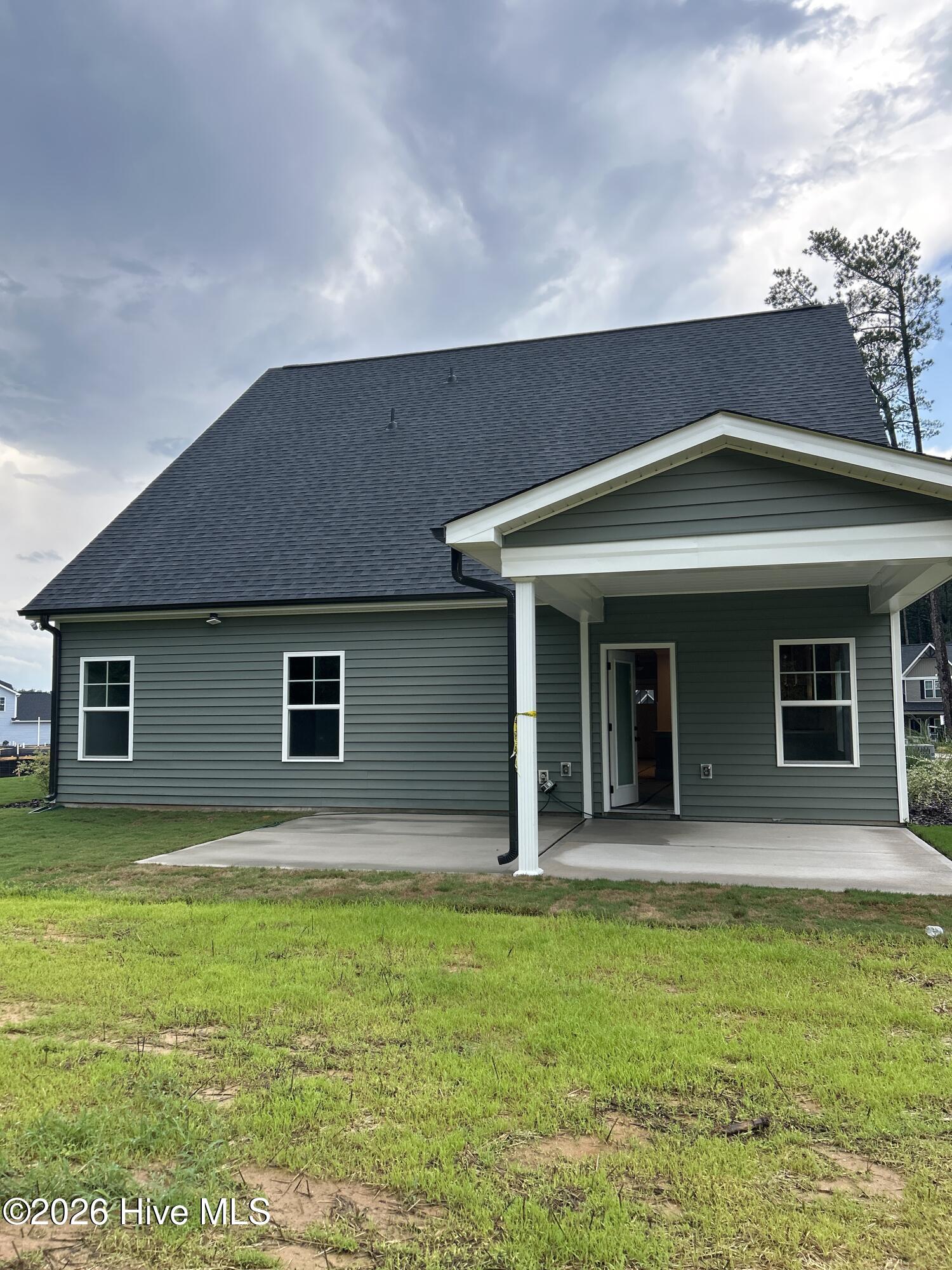 318 Elijah Way 29