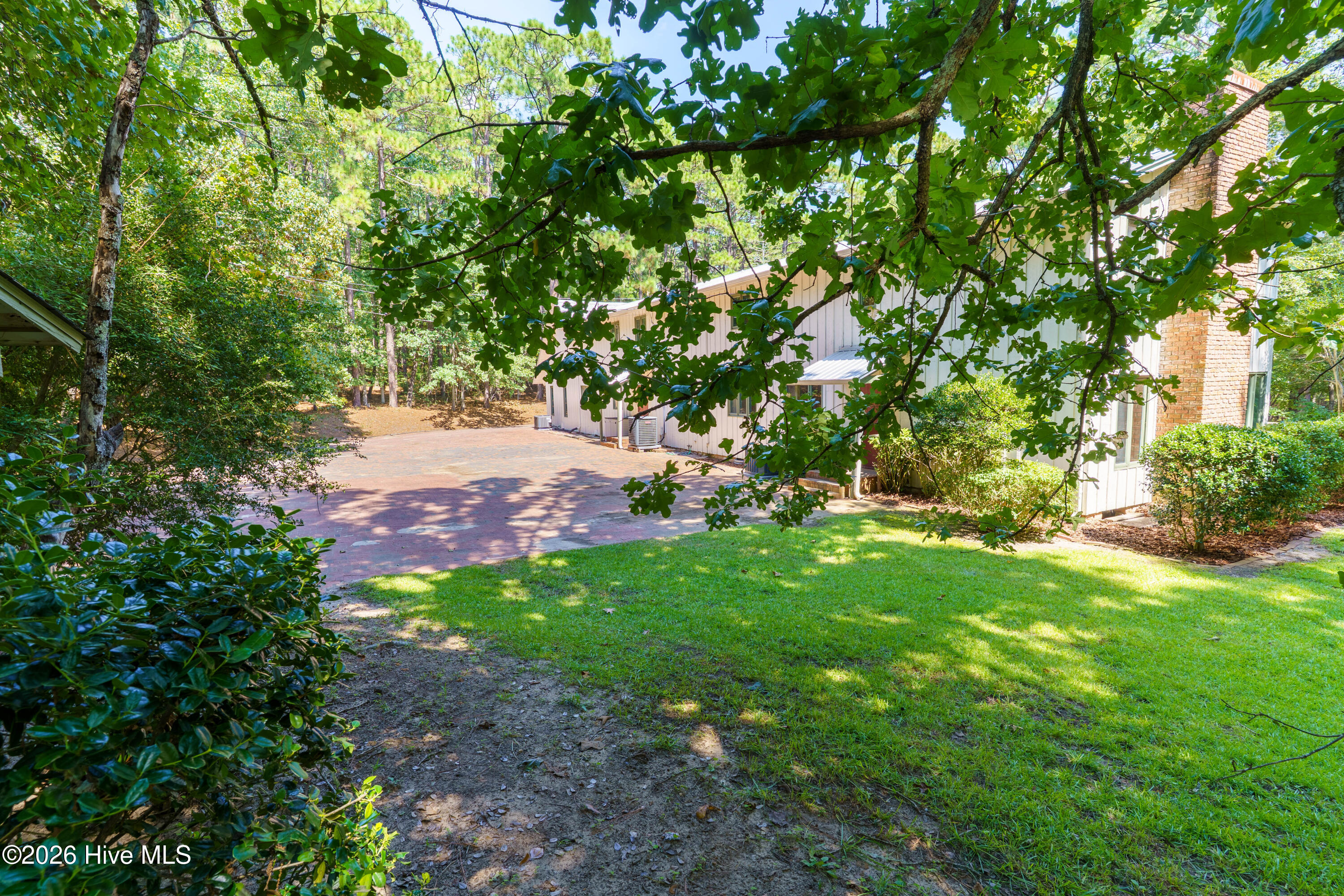 520 N Bethesda Road
