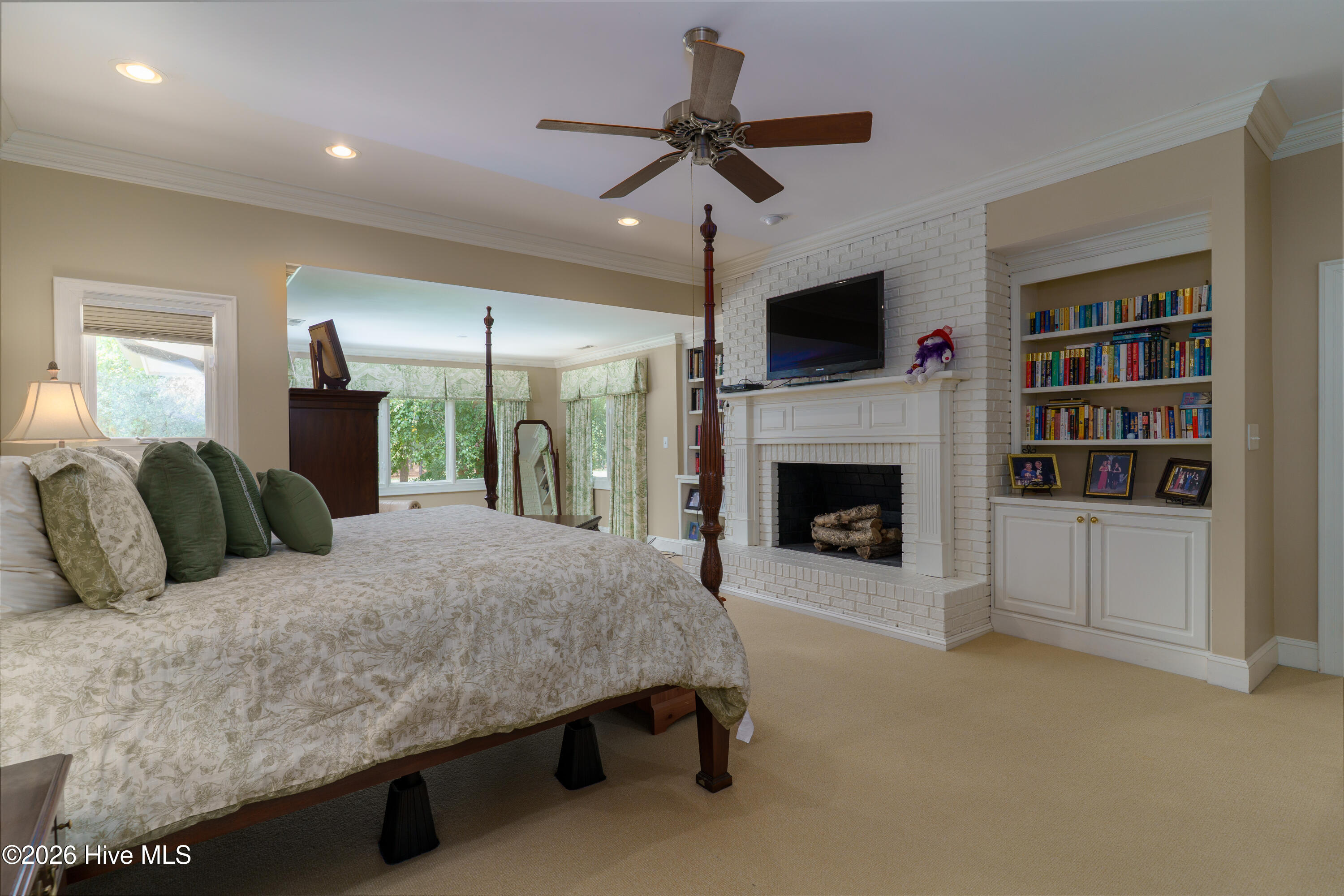 35 Bel Air Drive