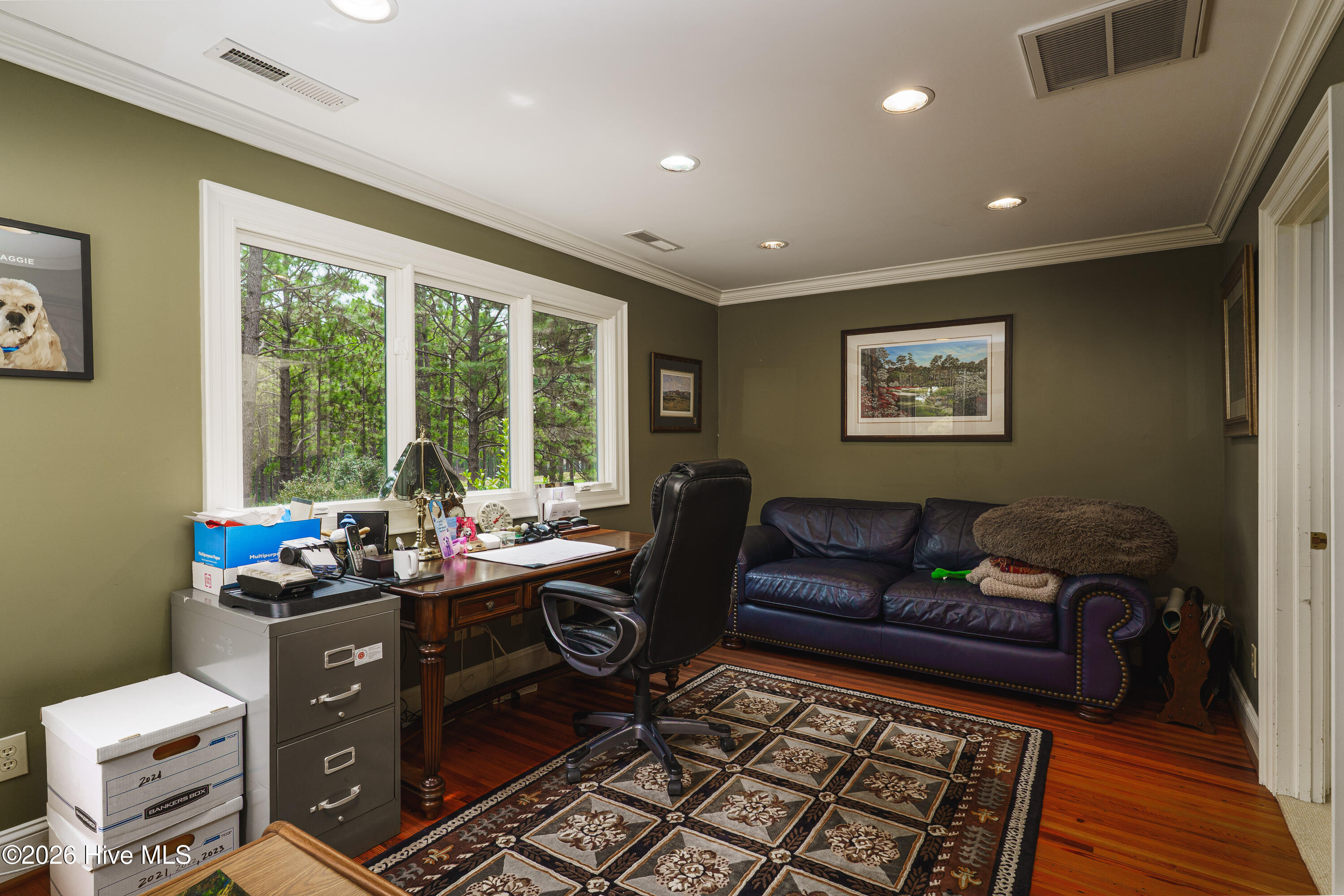 35 Bel Air Drive