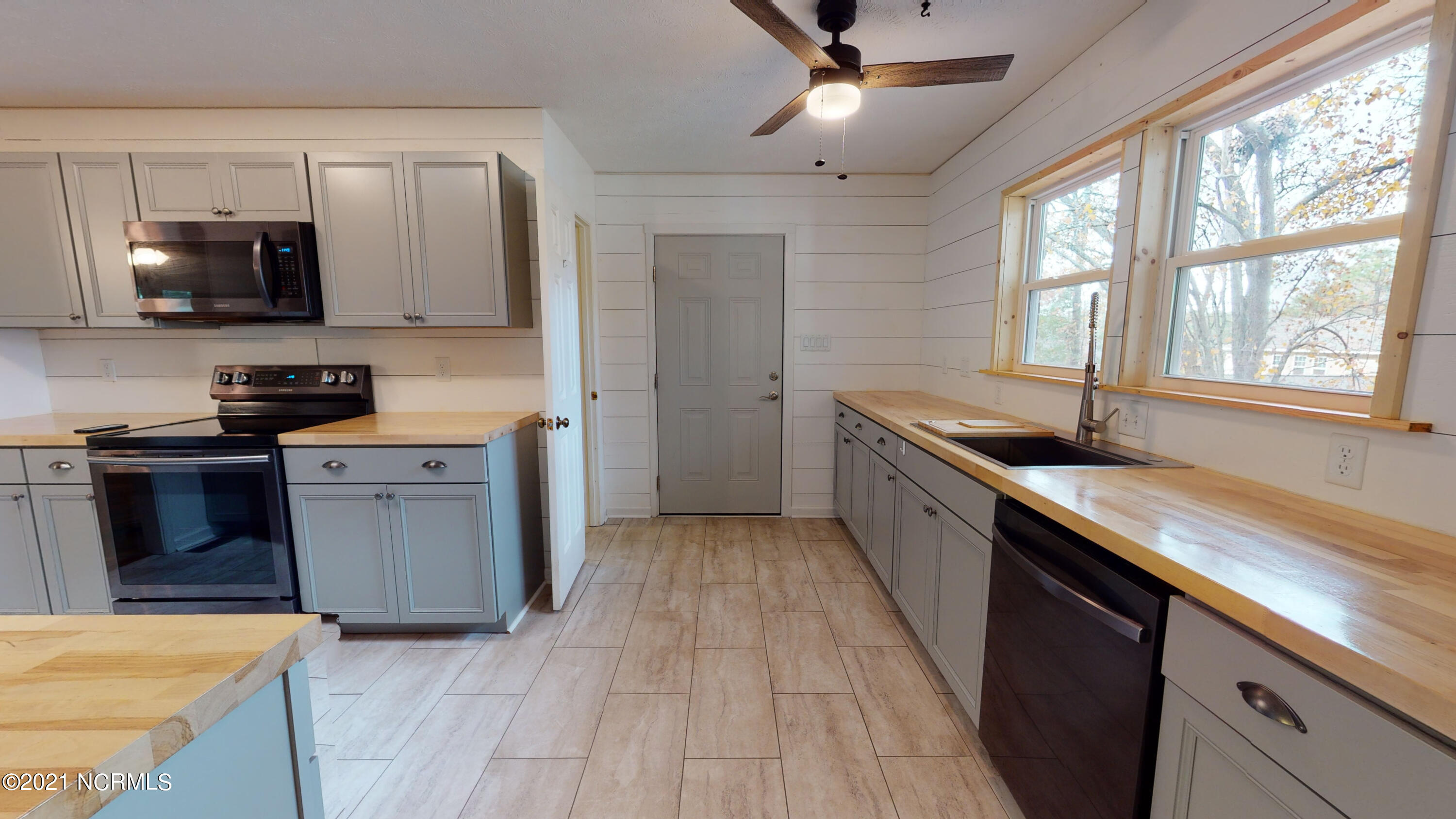 1 Butte Court