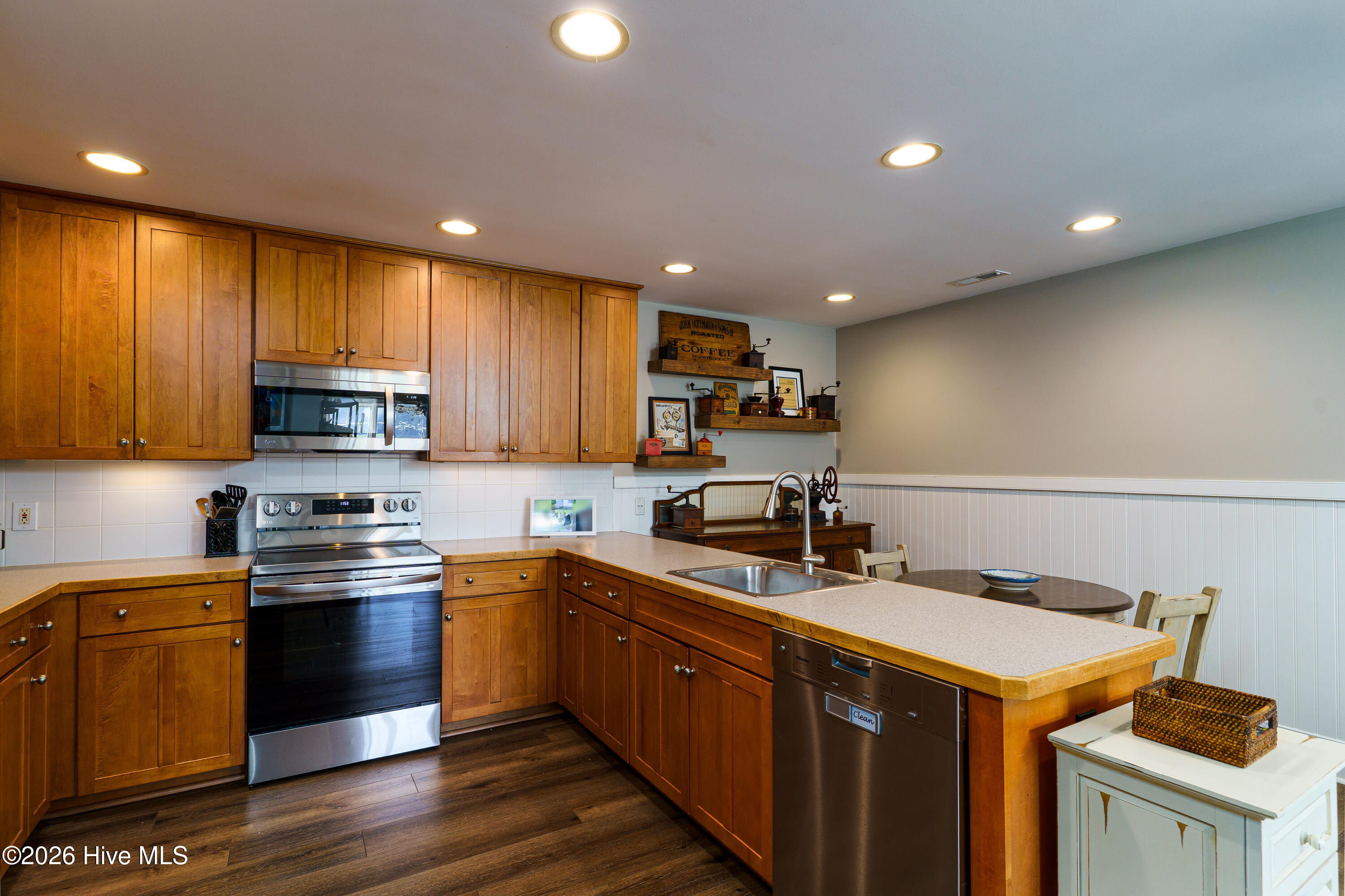 275 Tremont Place