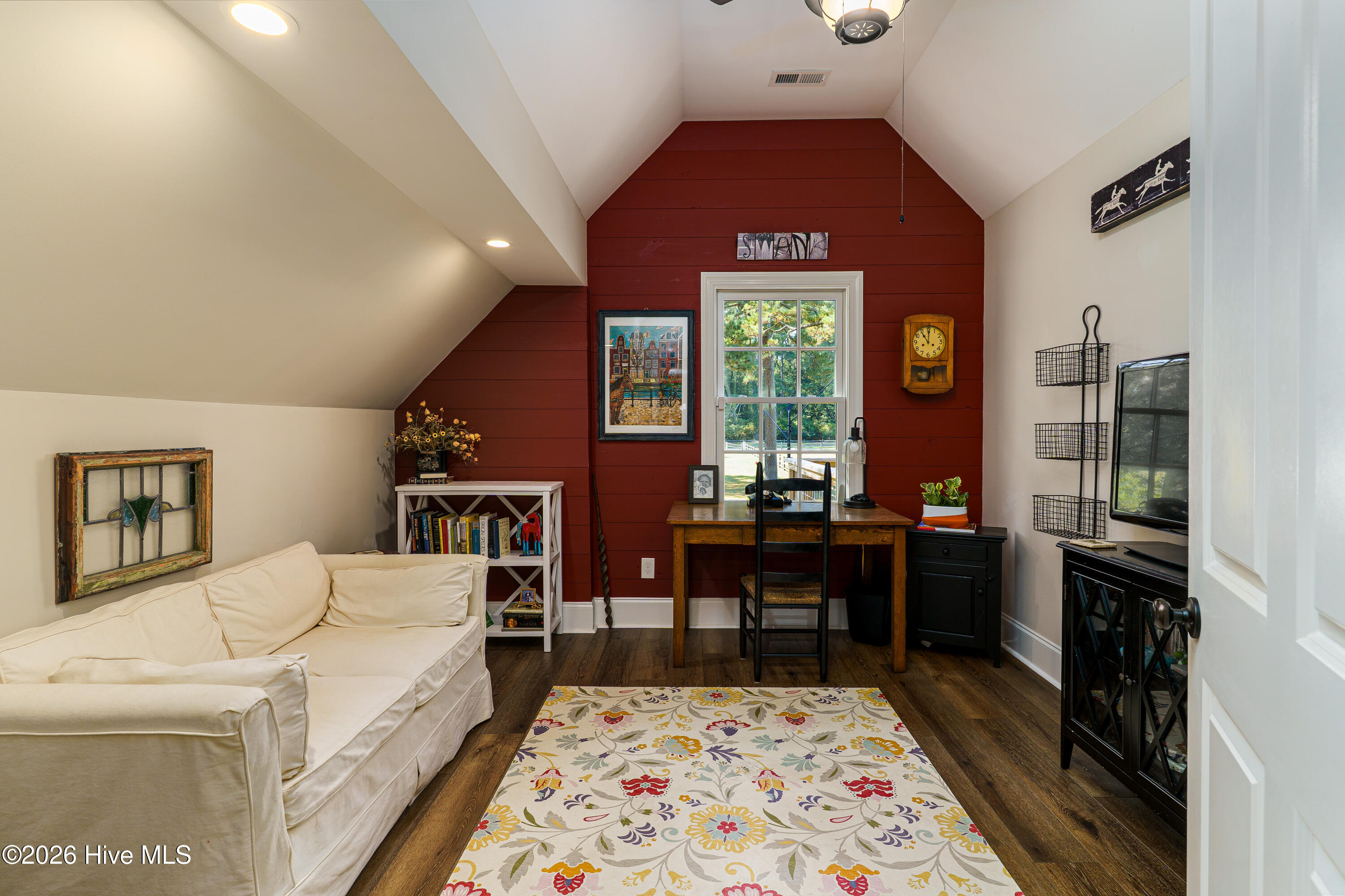 275 Tremont Place