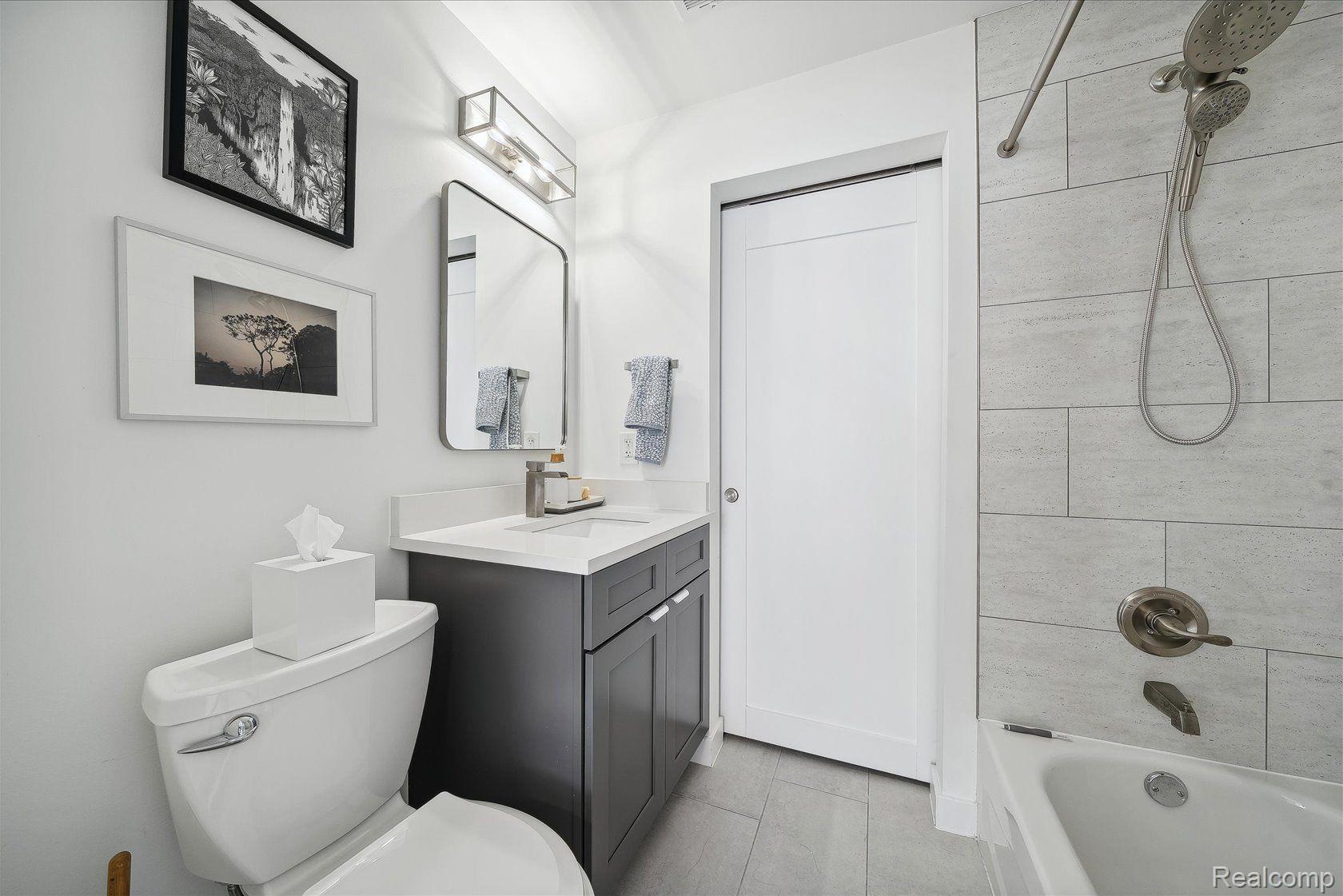 708 Wellesley Avenue