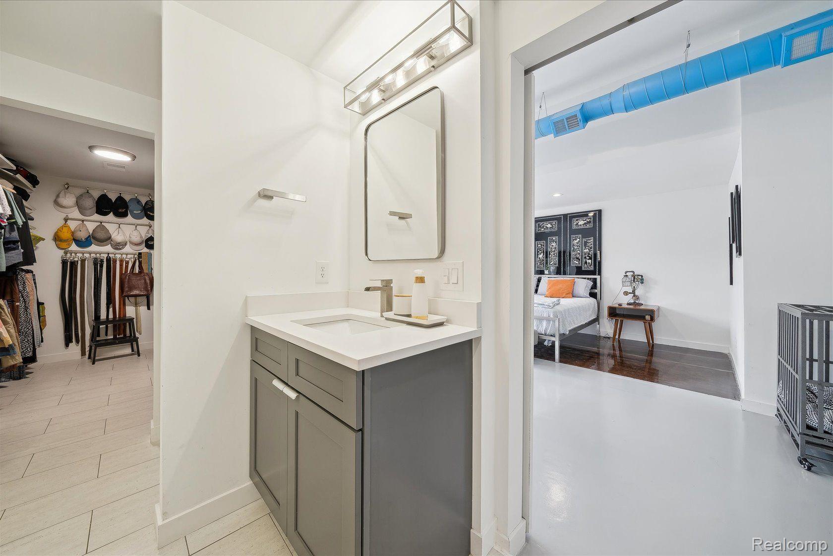 708 Wellesley Avenue