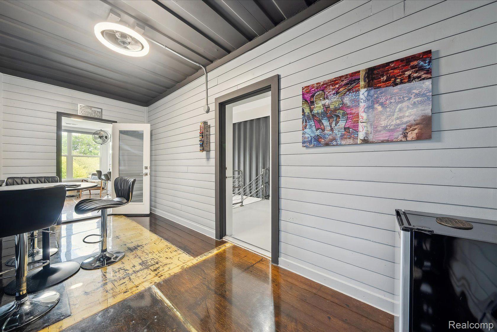 708 Wellesley Avenue