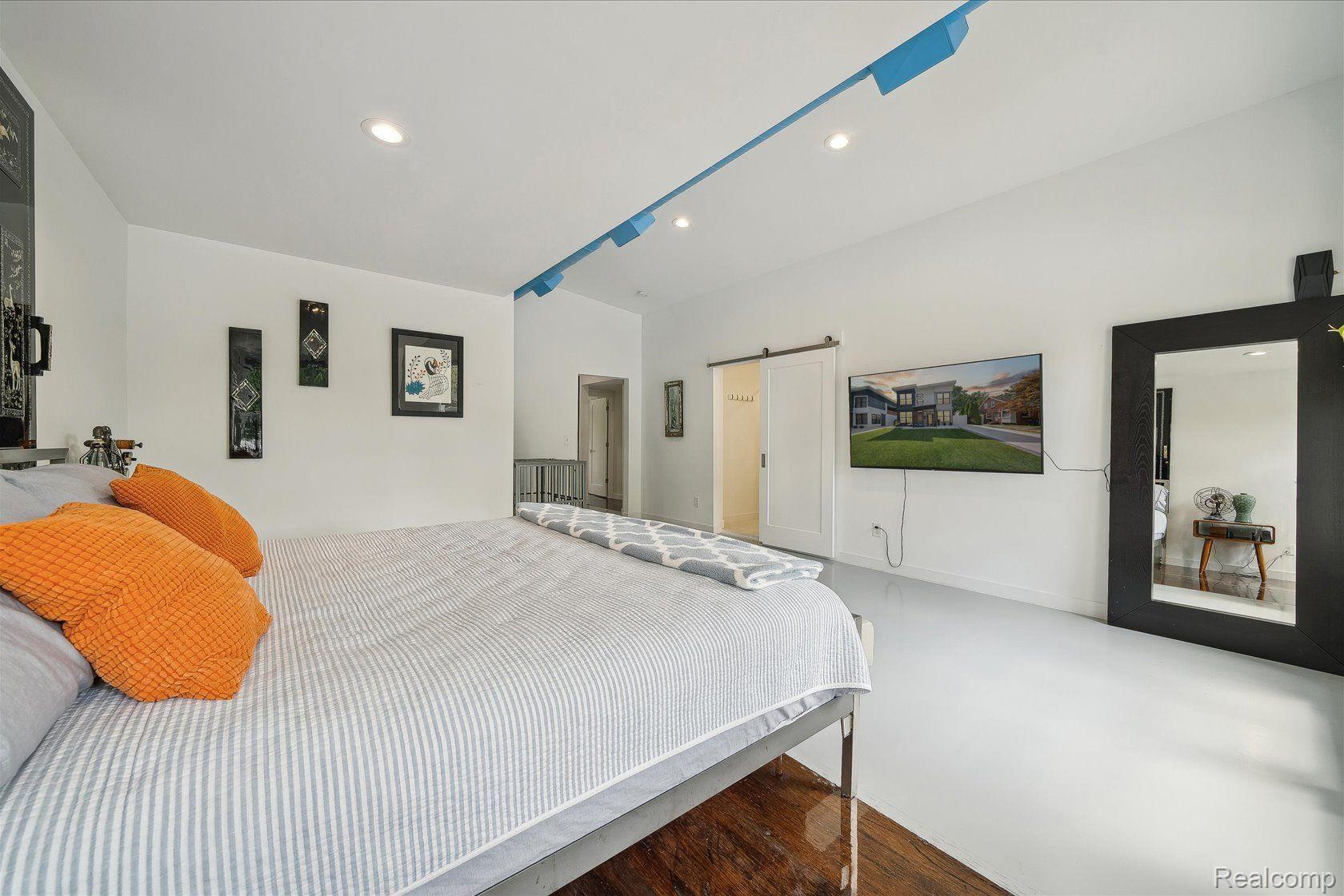 708 Wellesley Avenue