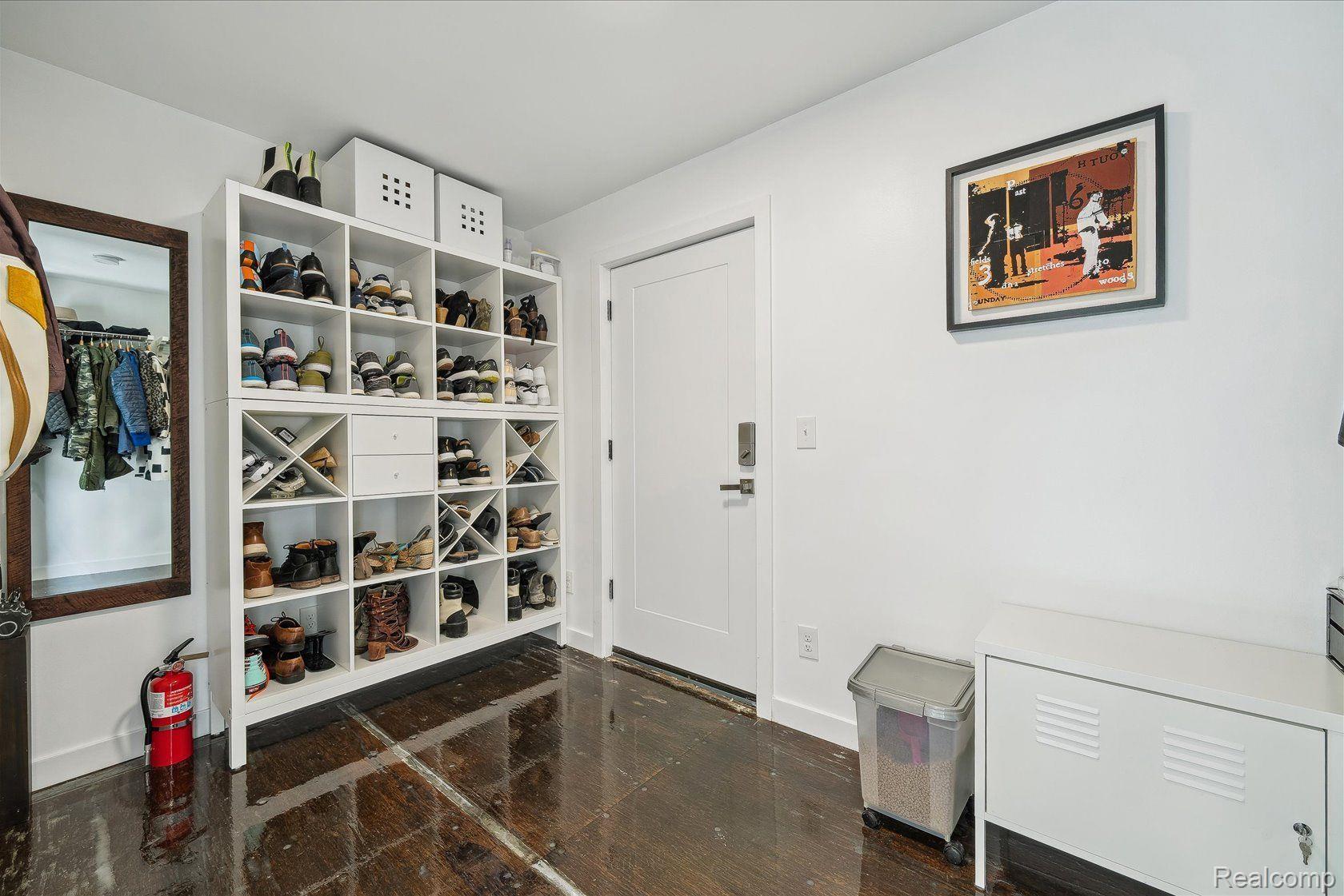 708 Wellesley Avenue