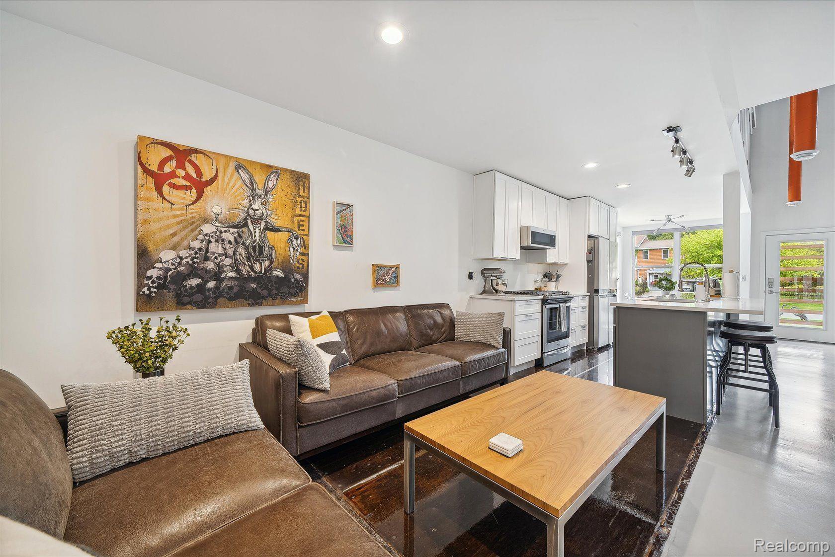 708 Wellesley Avenue