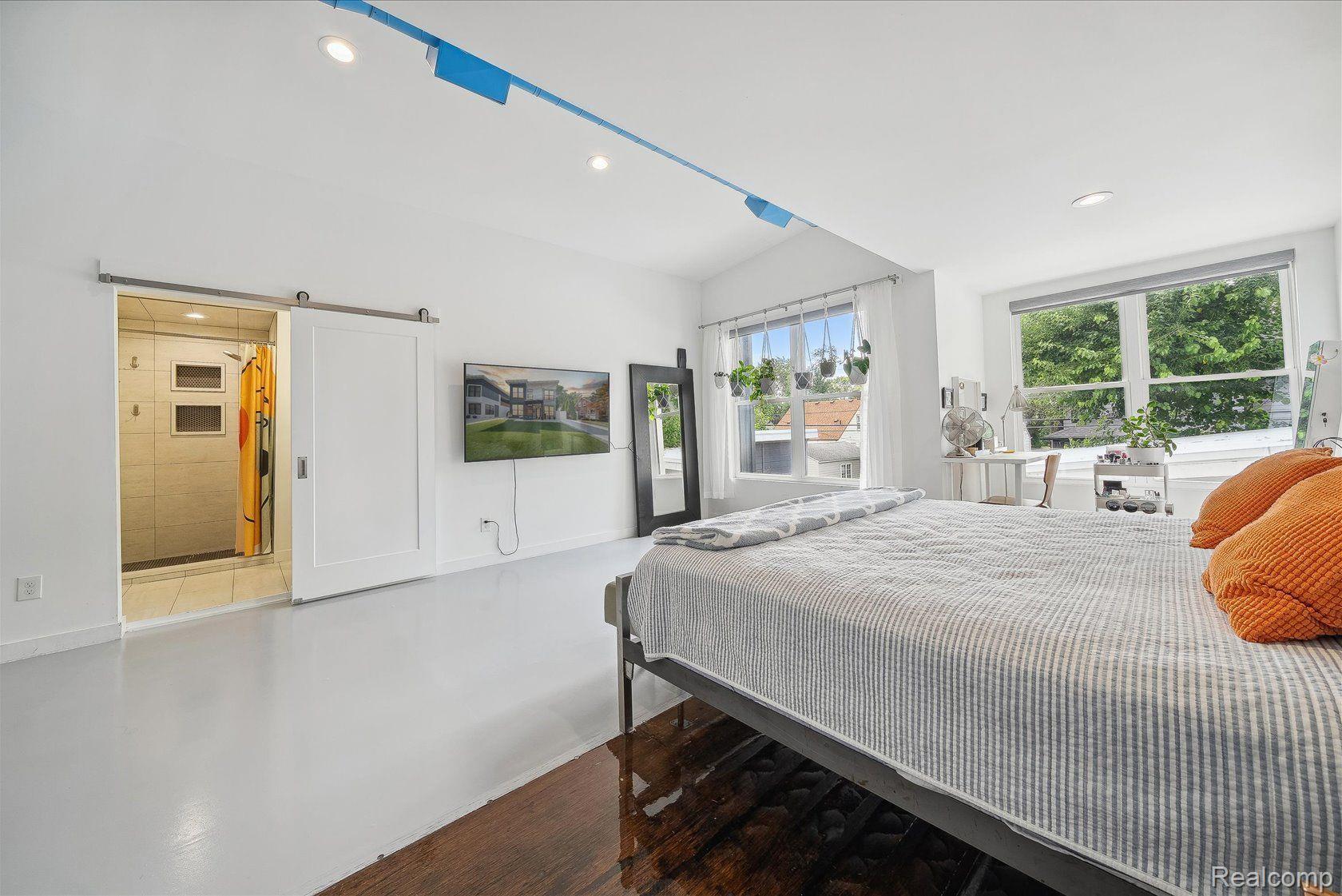 708 Wellesley Avenue