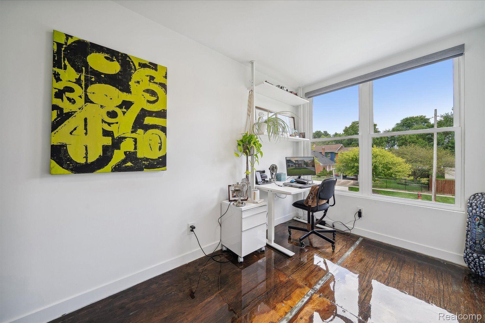 708 Wellesley Avenue