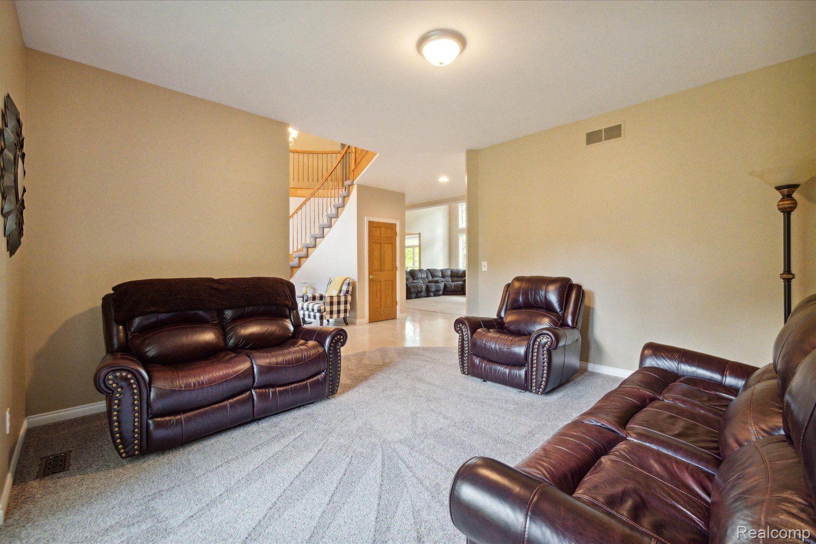 4278 DOMINION Boulevard