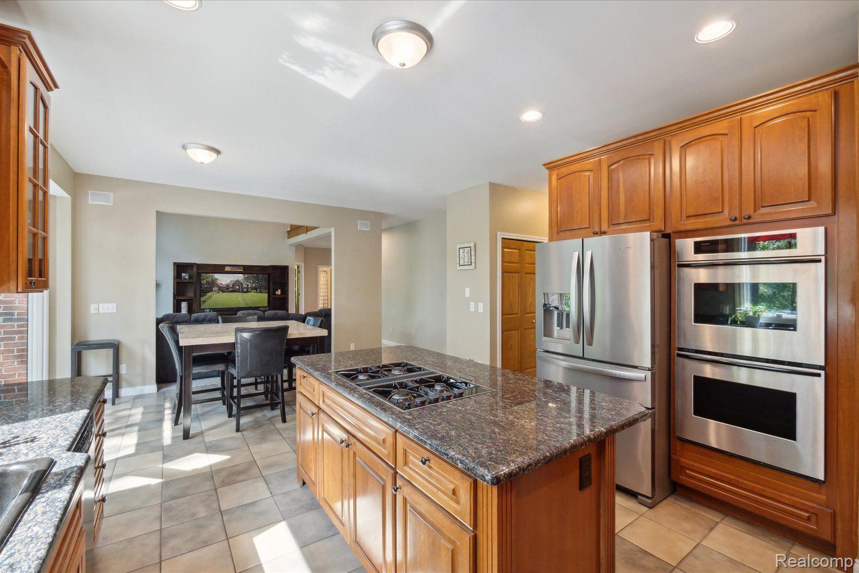 4278 DOMINION Boulevard