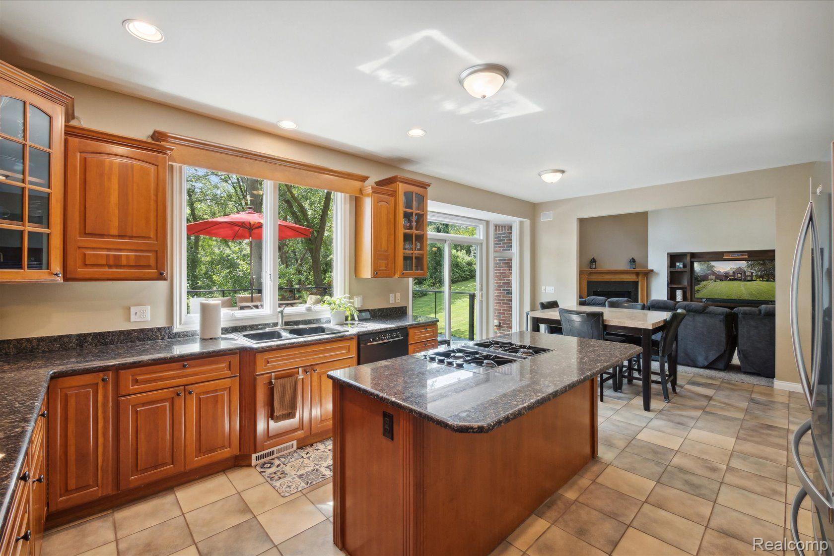 4278 DOMINION Boulevard