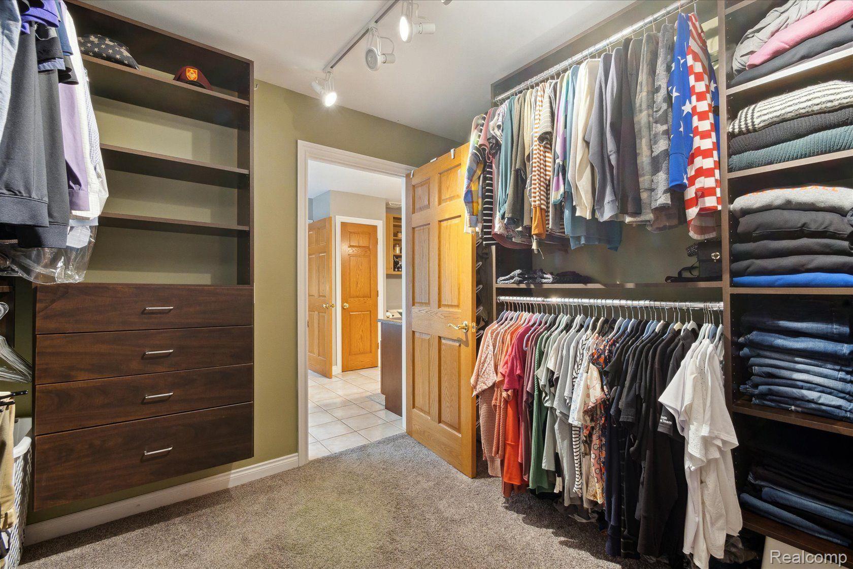 4278 DOMINION Boulevard